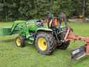 2005 John Deere 3320