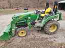 2018 John Deere 2032R Image