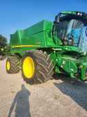 2023 John Deere S770