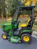 2015 John Deere 1025R Image