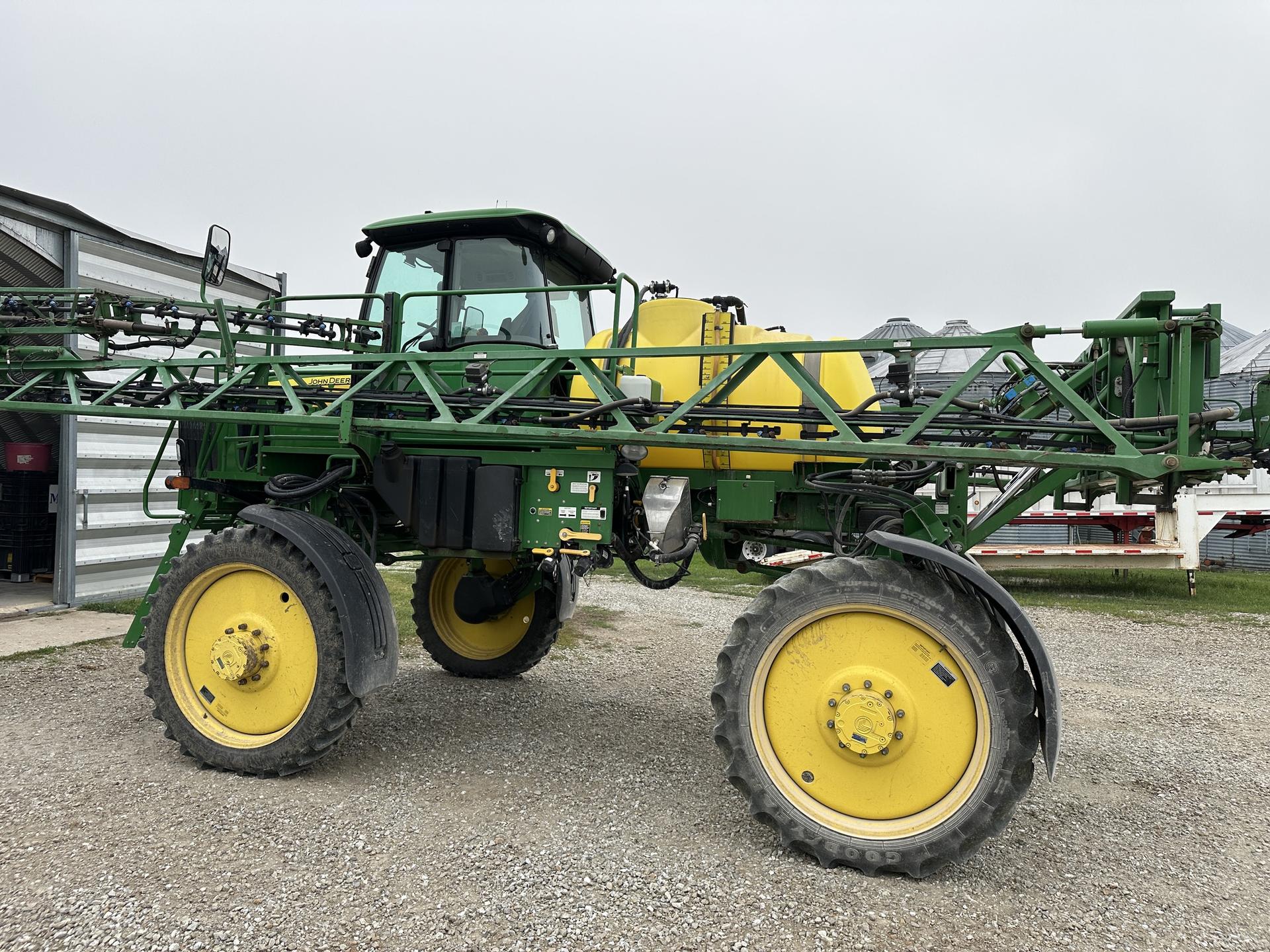 2012 John Deere 4630