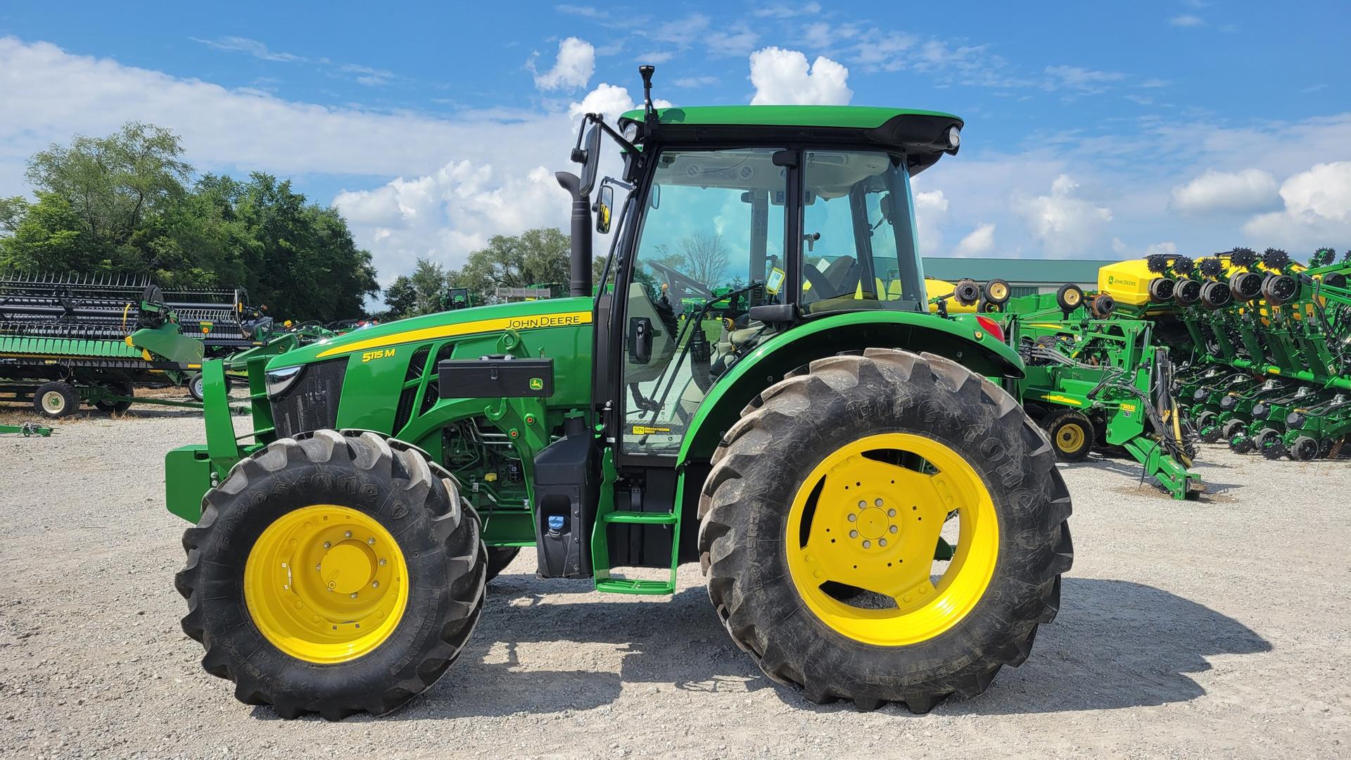 2023 John Deere 5115M