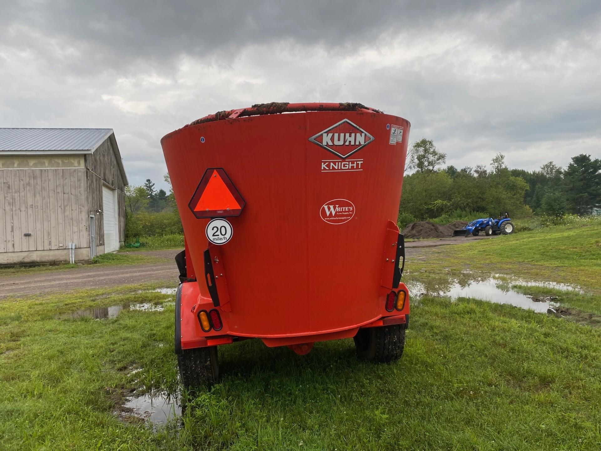 2022 Kuhn VT244T