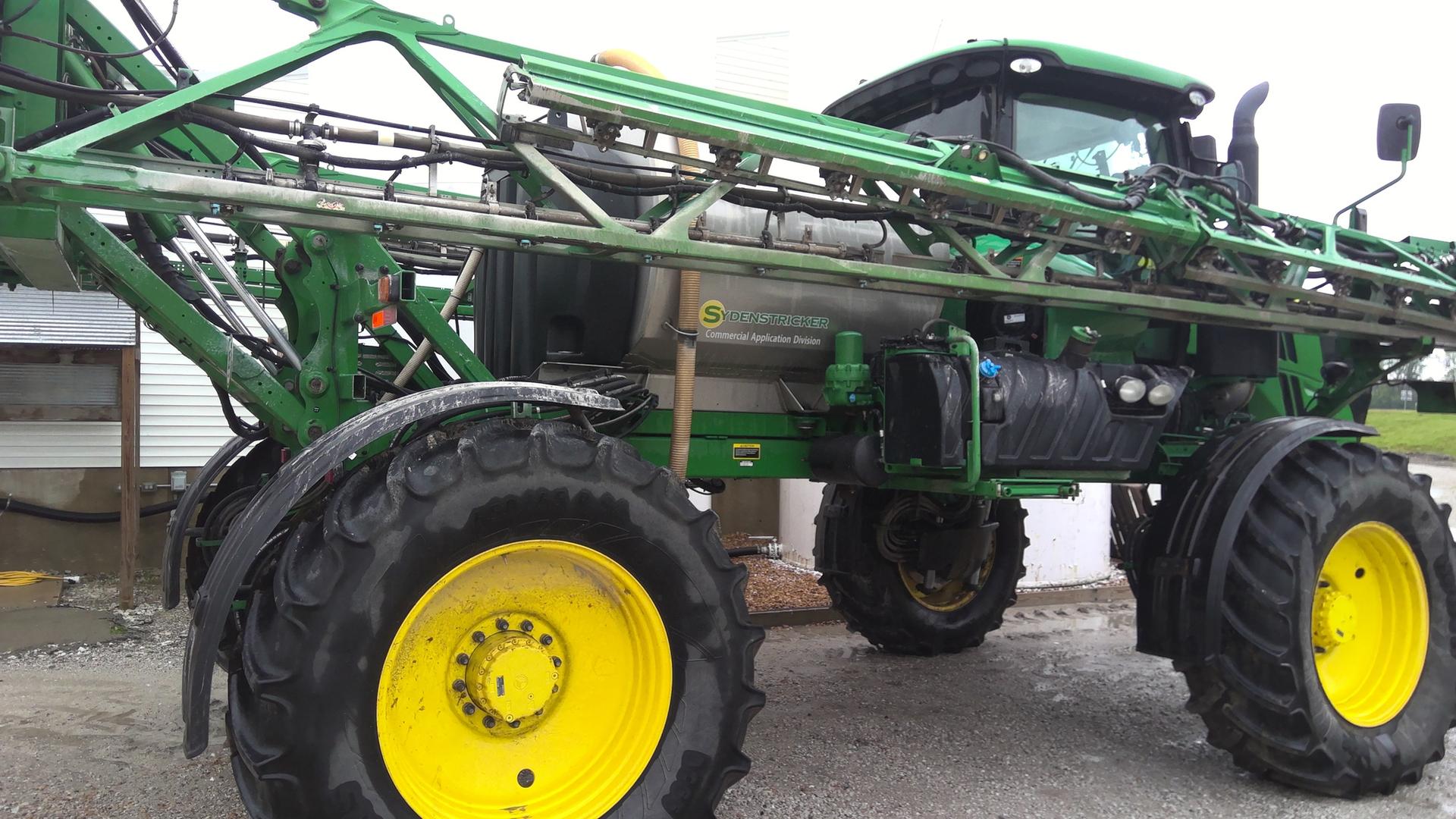 2020 John Deere R4038