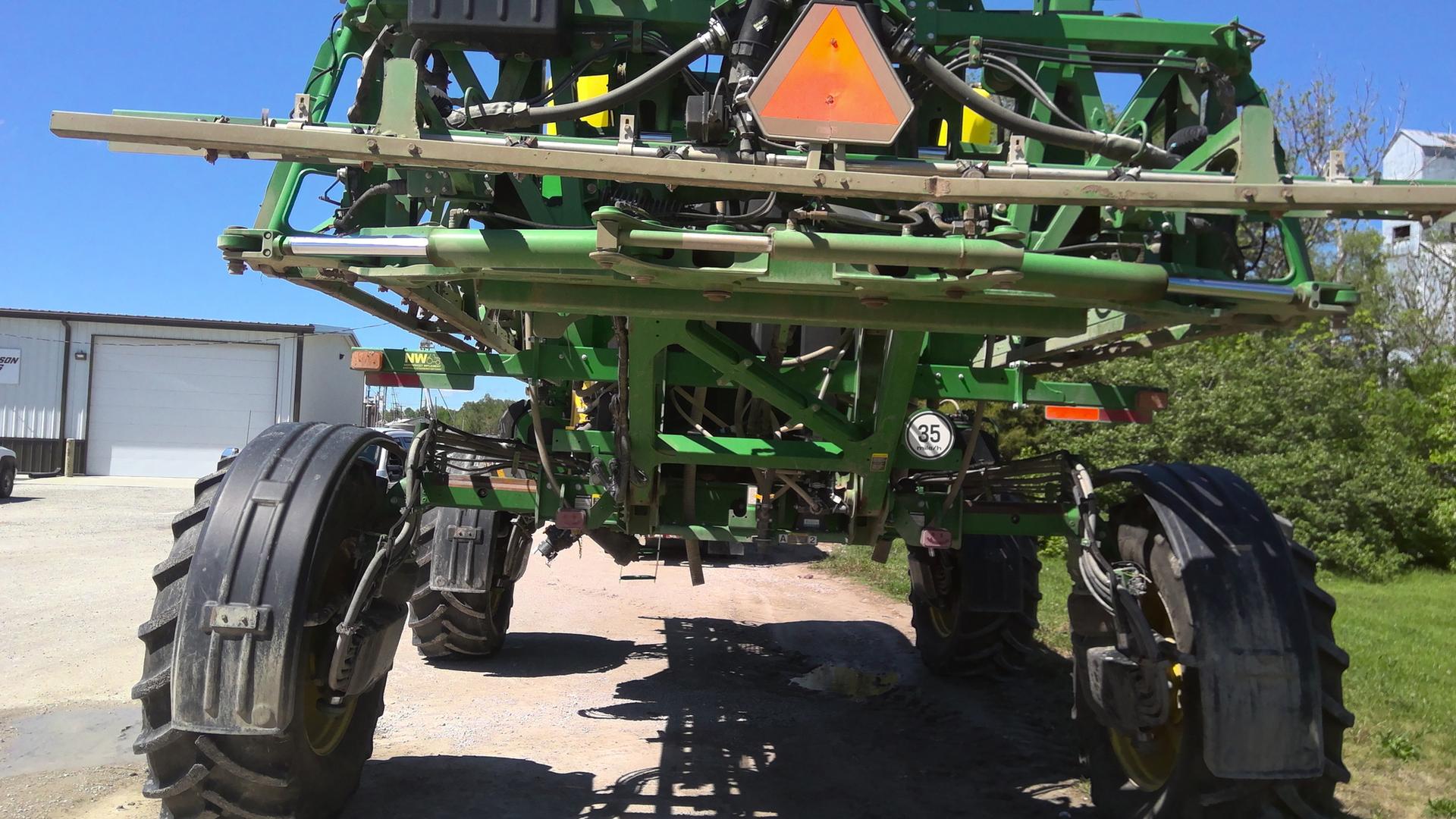 2018 John Deere R4038