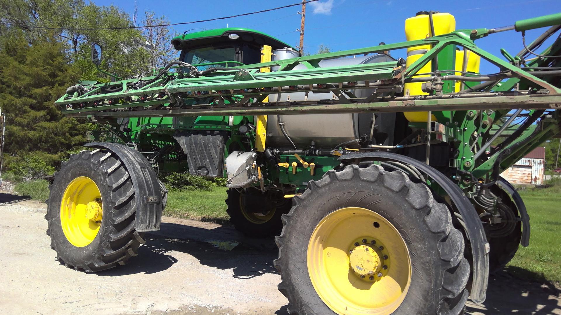 2018 John Deere R4038