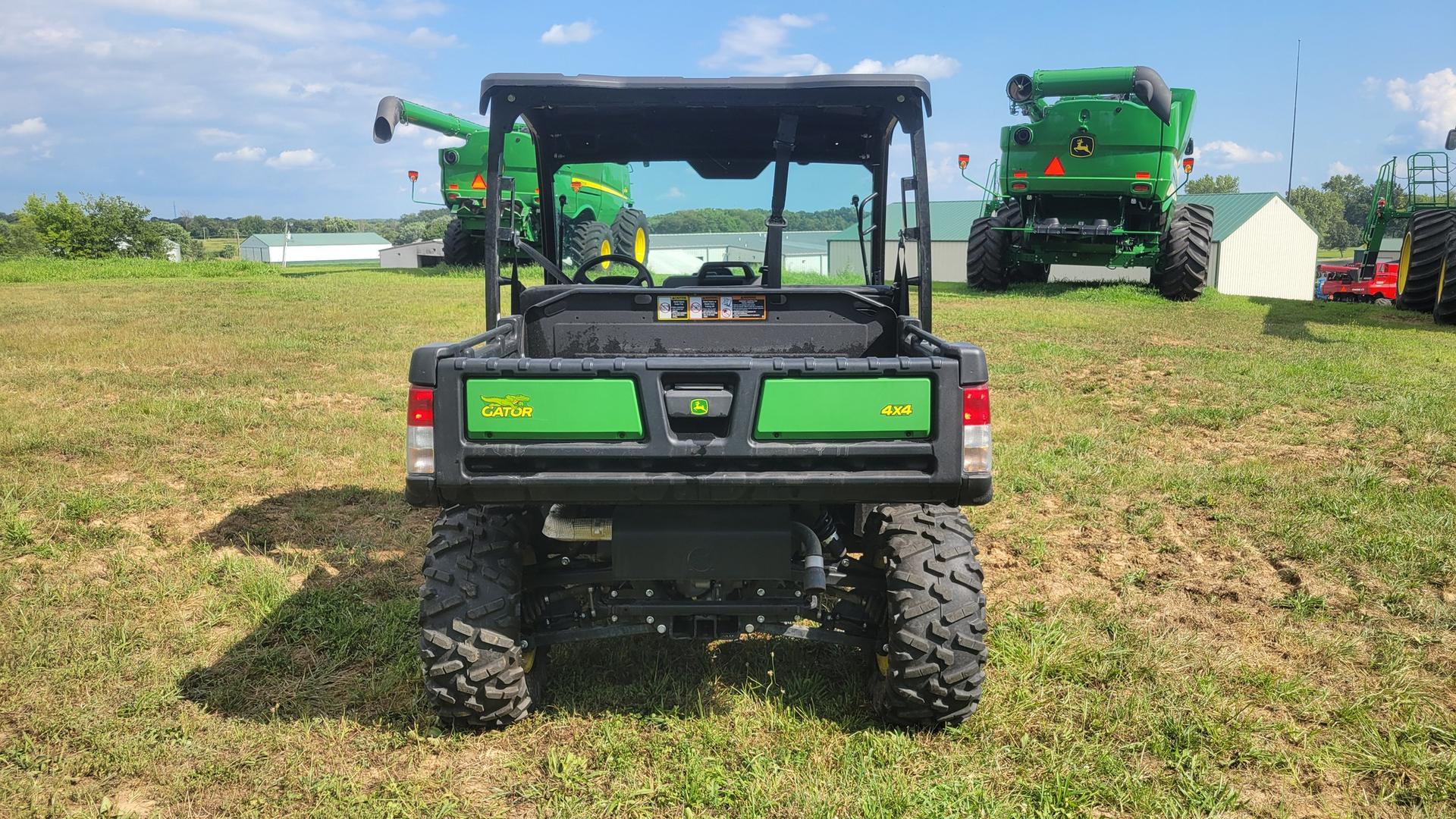 2023 John Deere XUV 835M