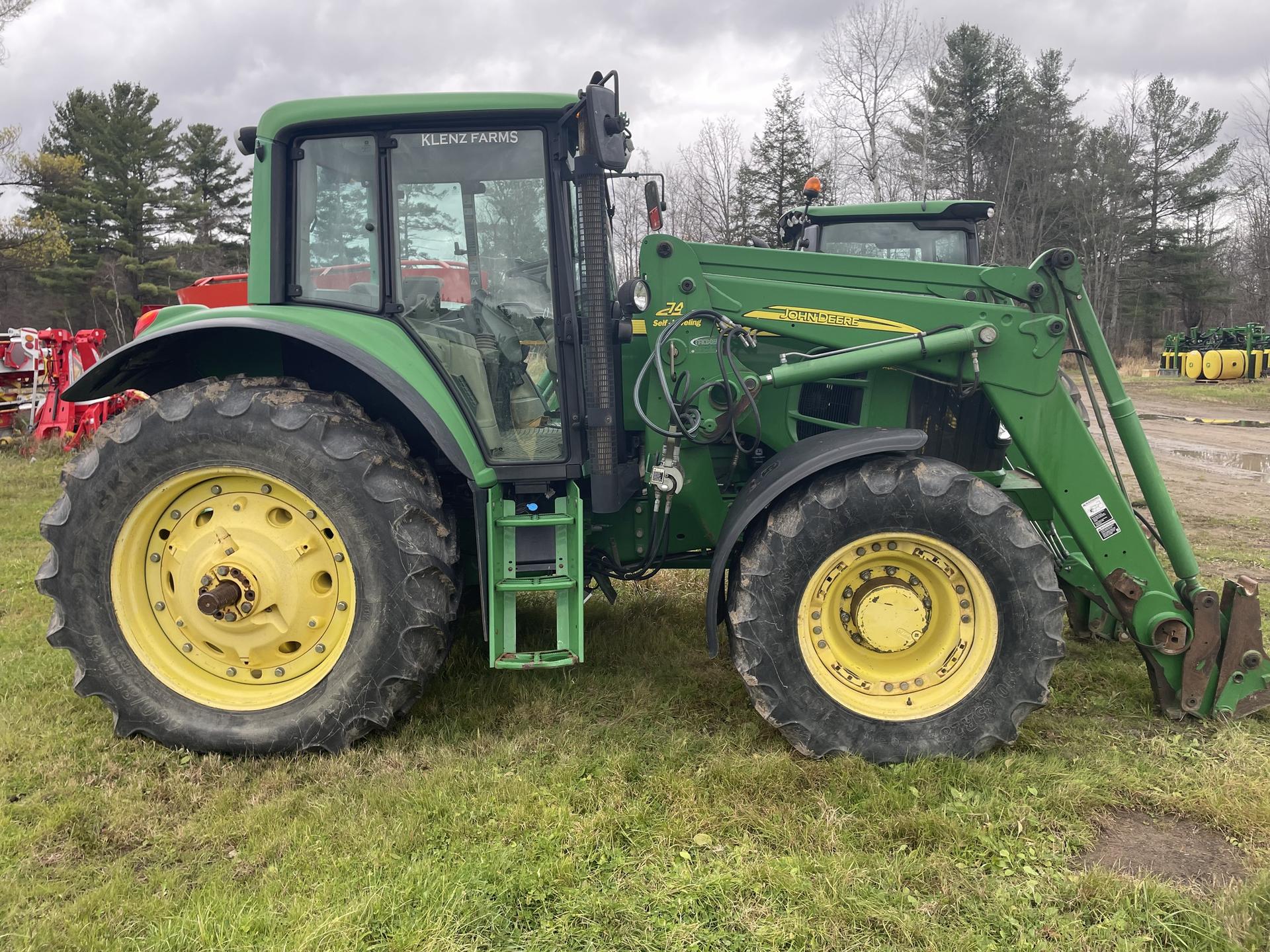 2008 John Deere 7330 Premium