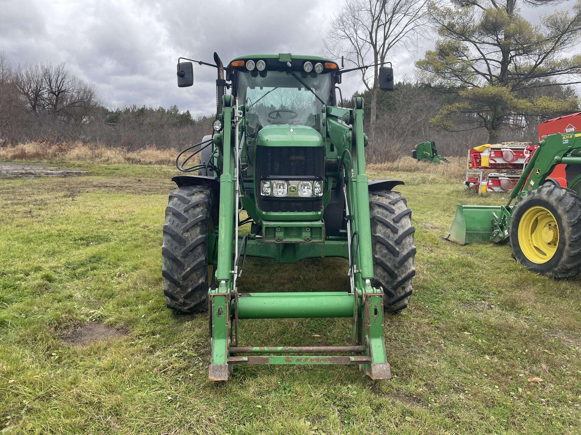 2008 John Deere 7330 Premium