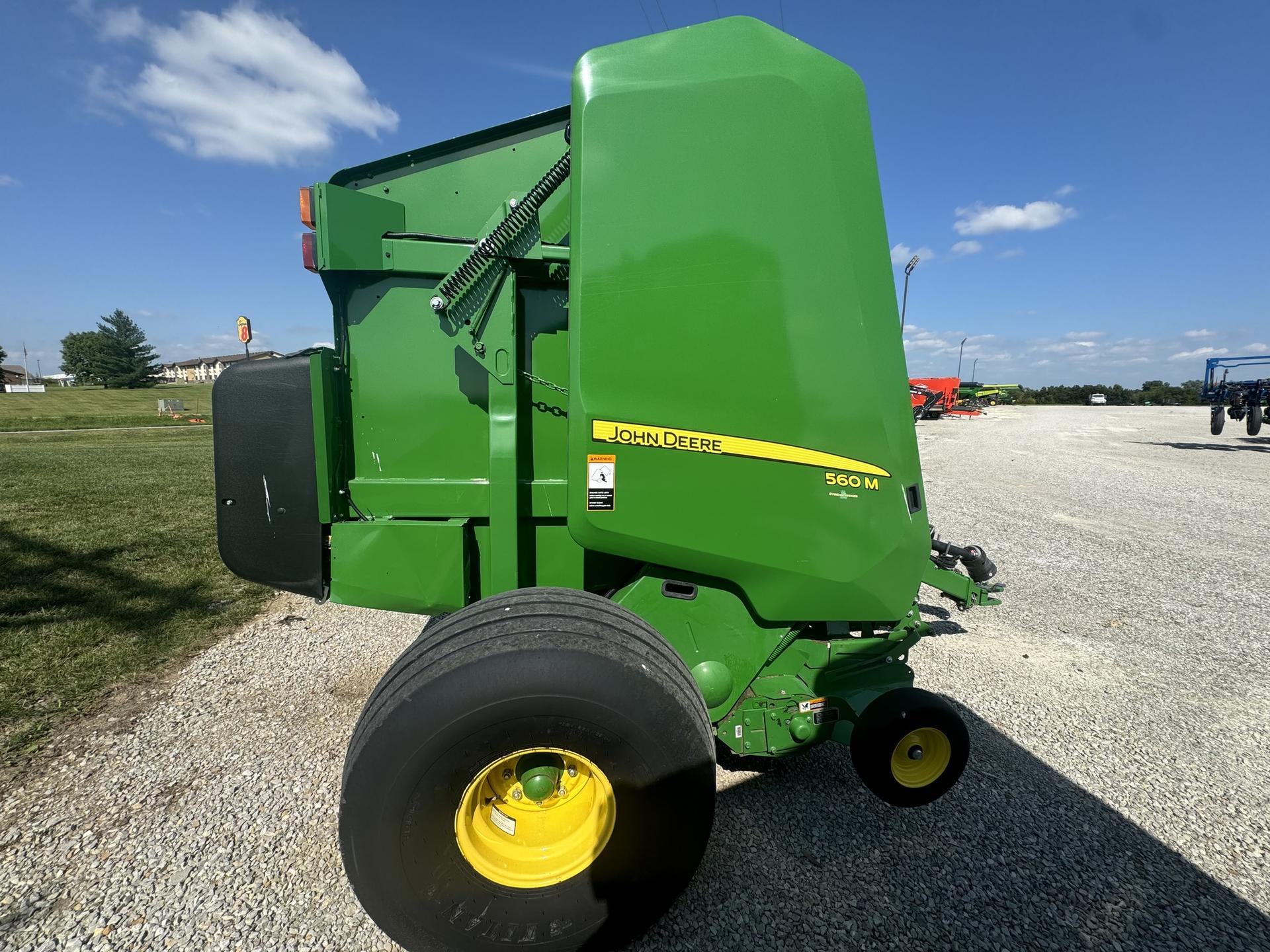 2018 John Deere 560M