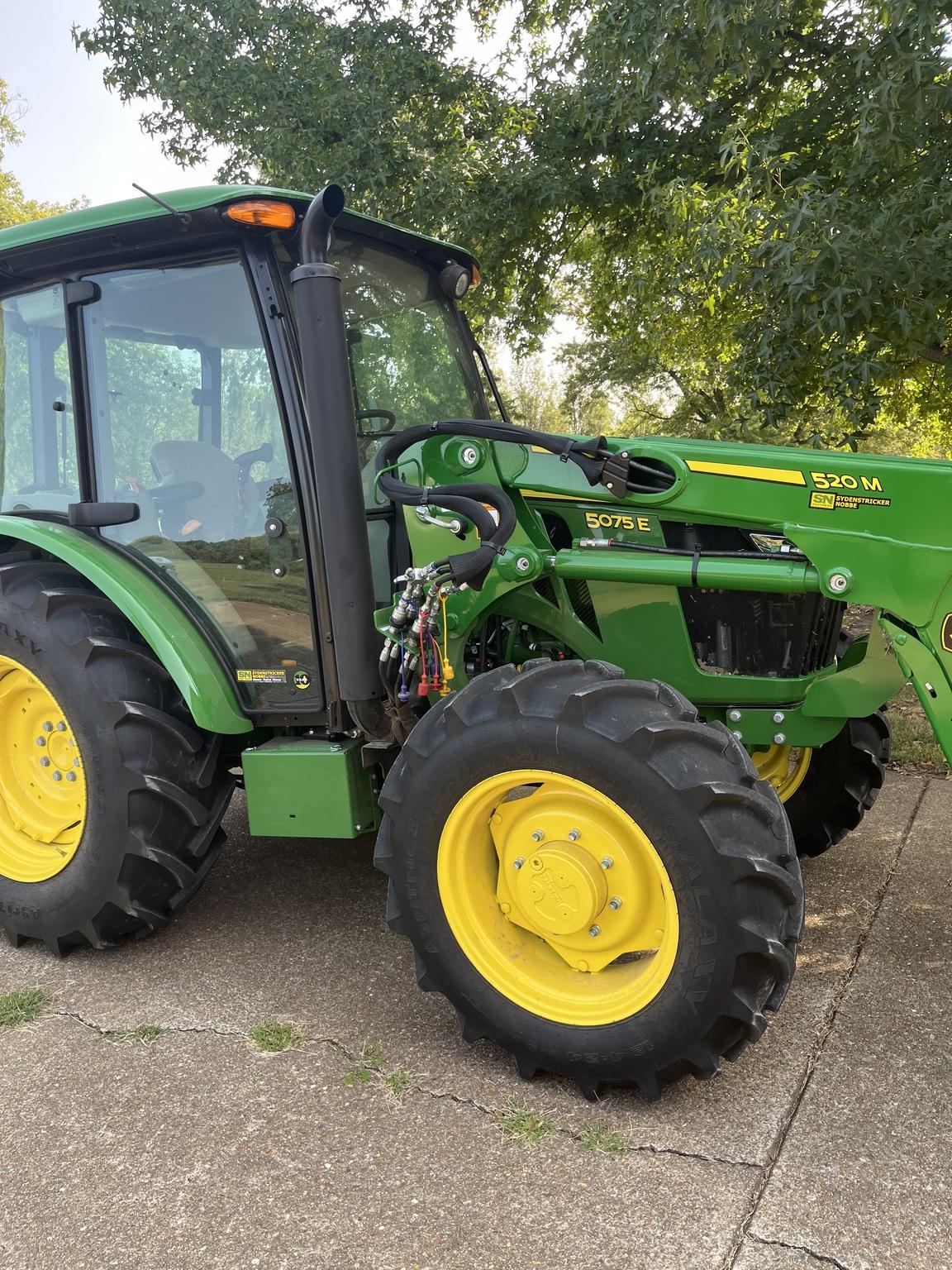 2024 John Deere 5075E