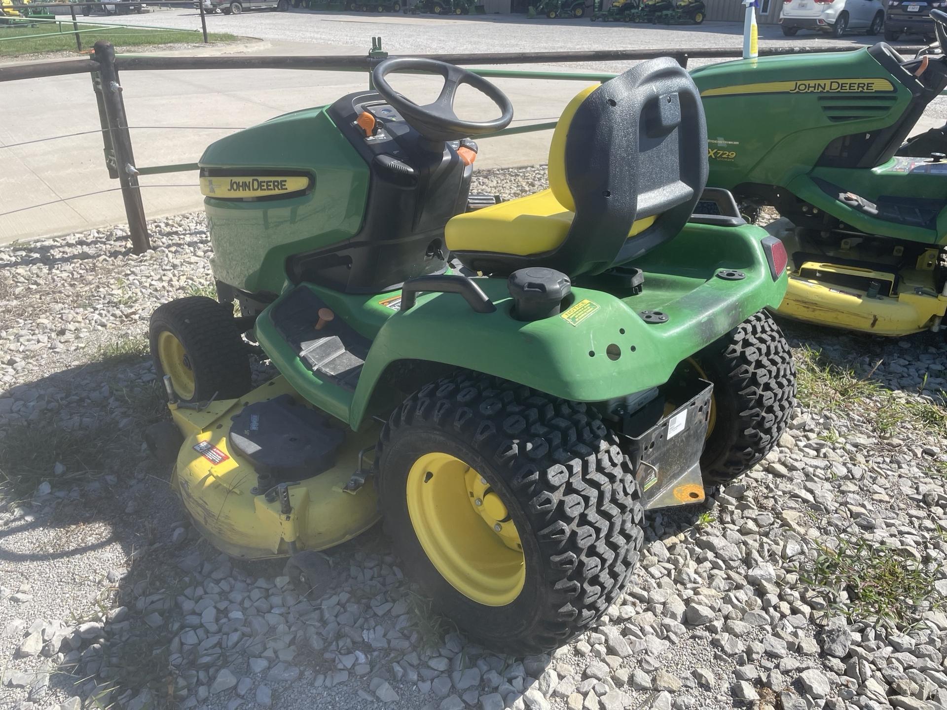 2011 John Deere X530