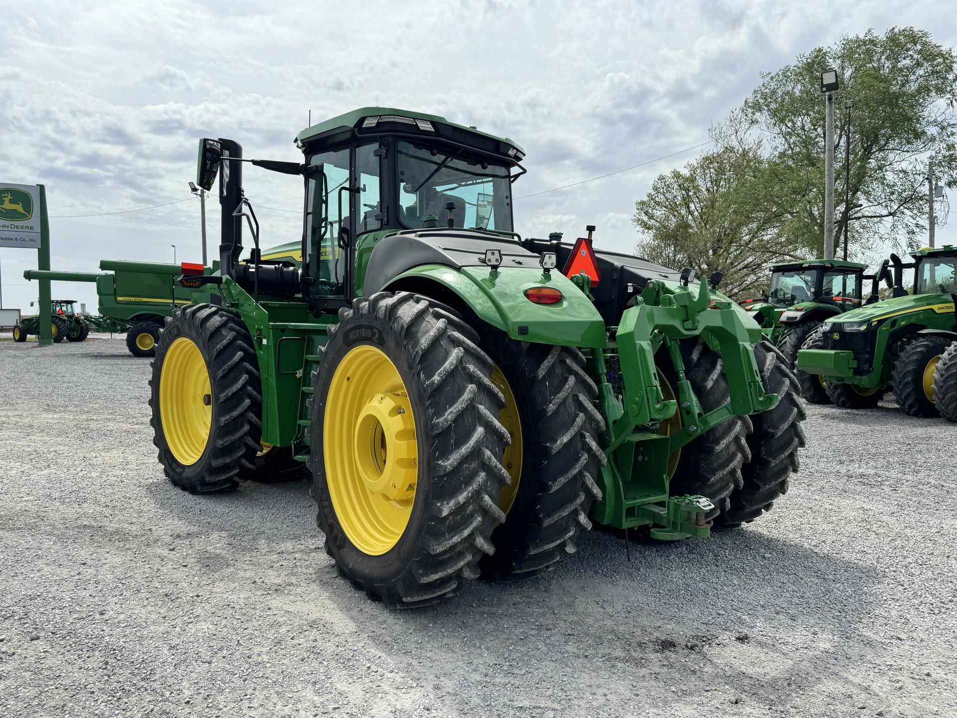 2023 John Deere 9R 440