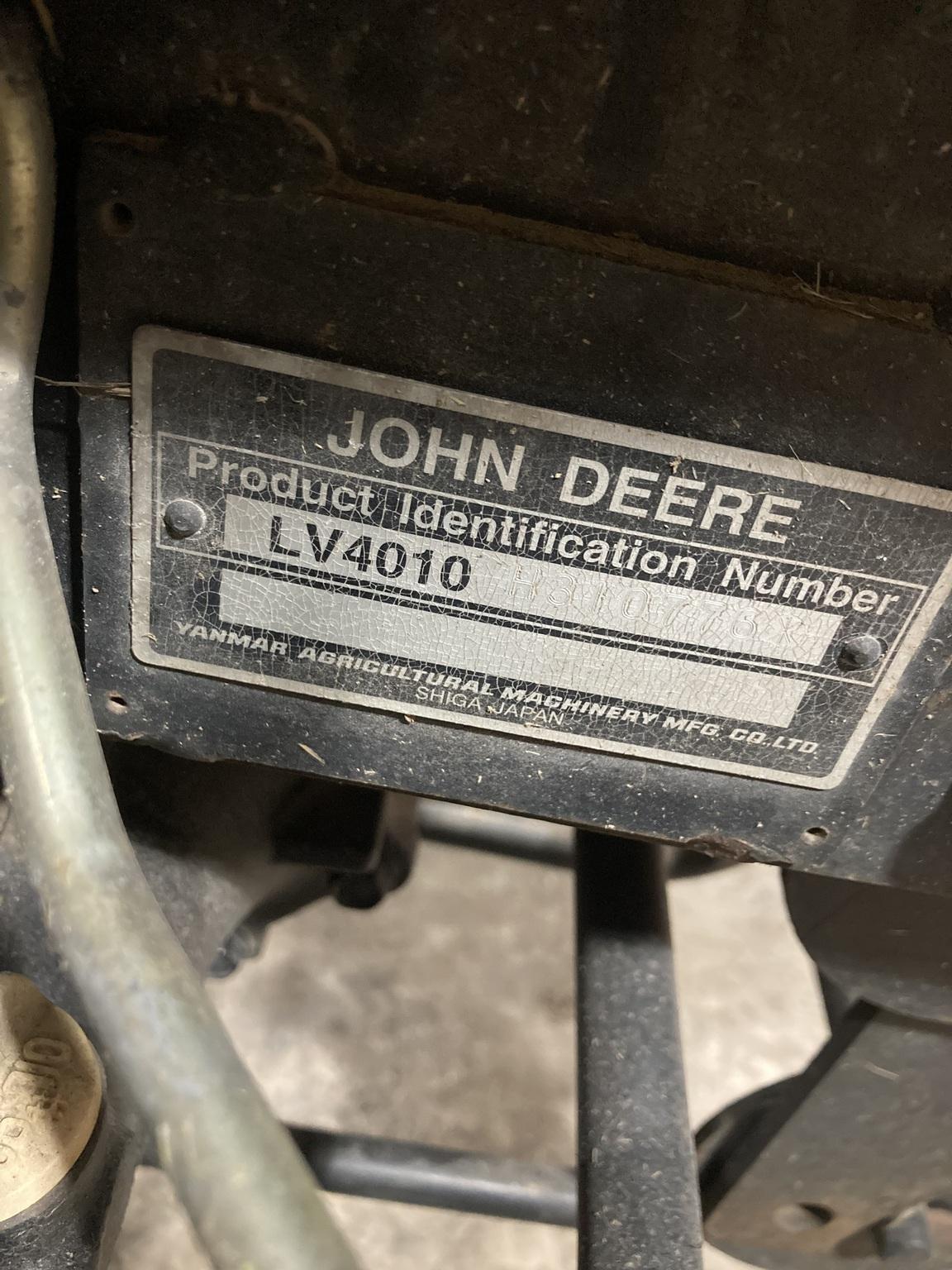 2004 John Deere 4010