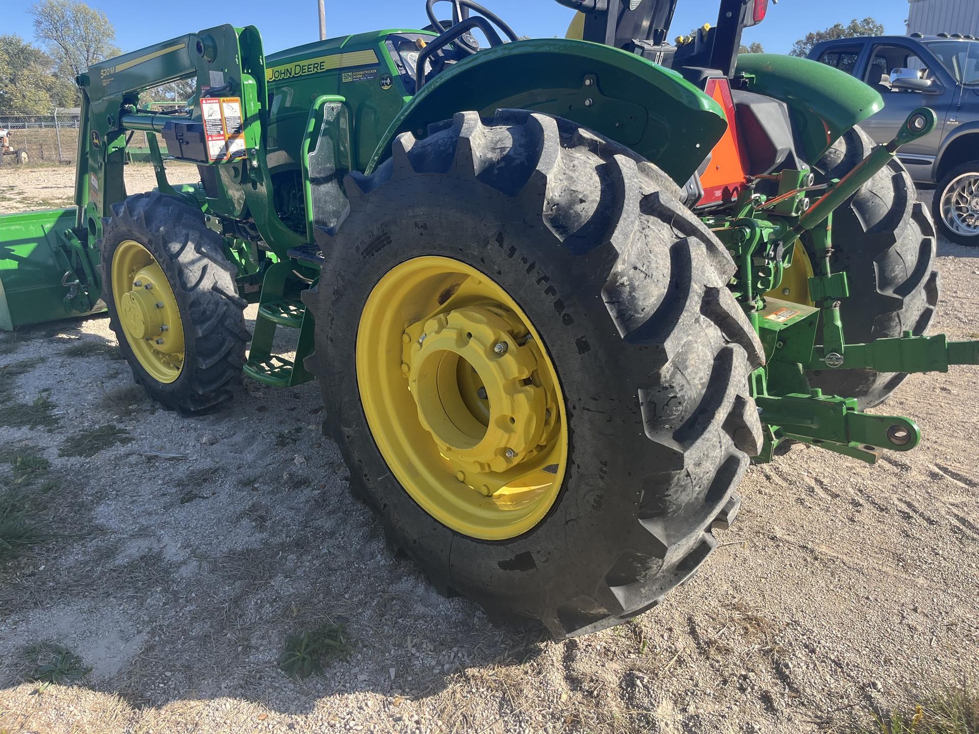 2022 John Deere 5055E