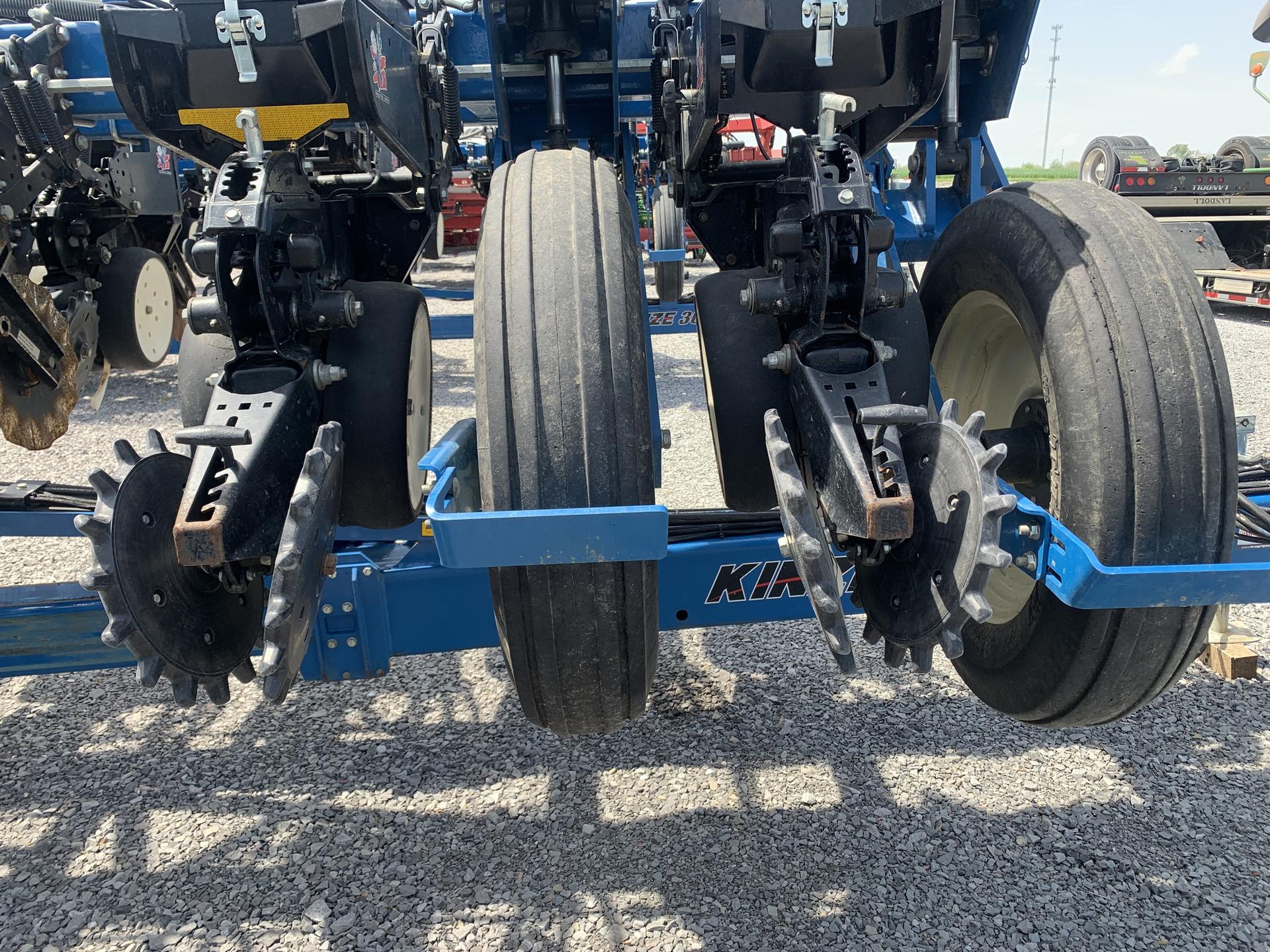 2014 Kinze 3600