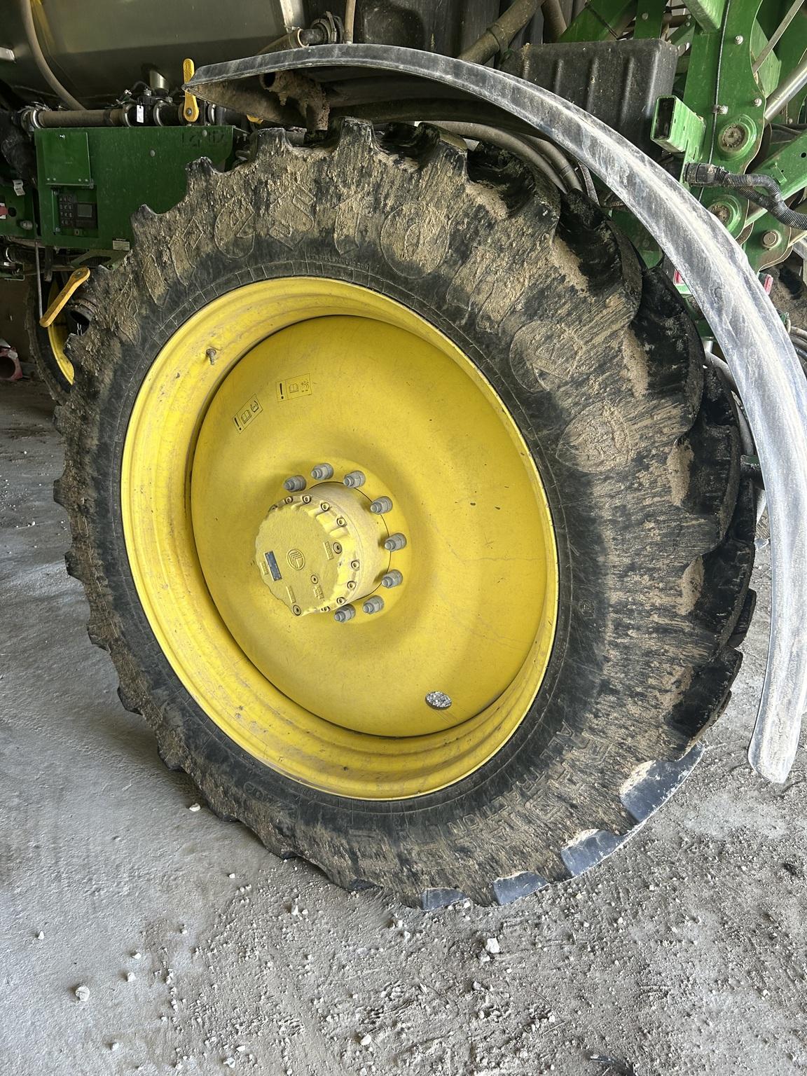 2019 John Deere R4038