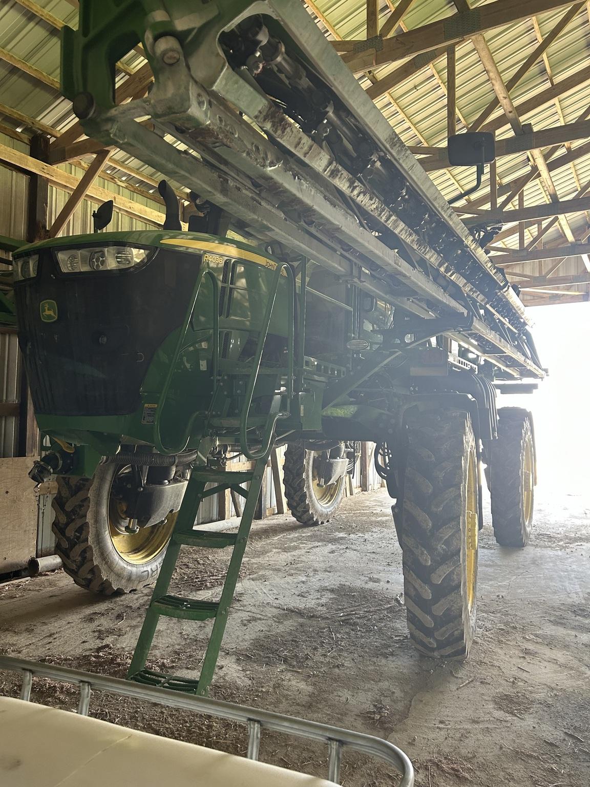 2019 John Deere R4038