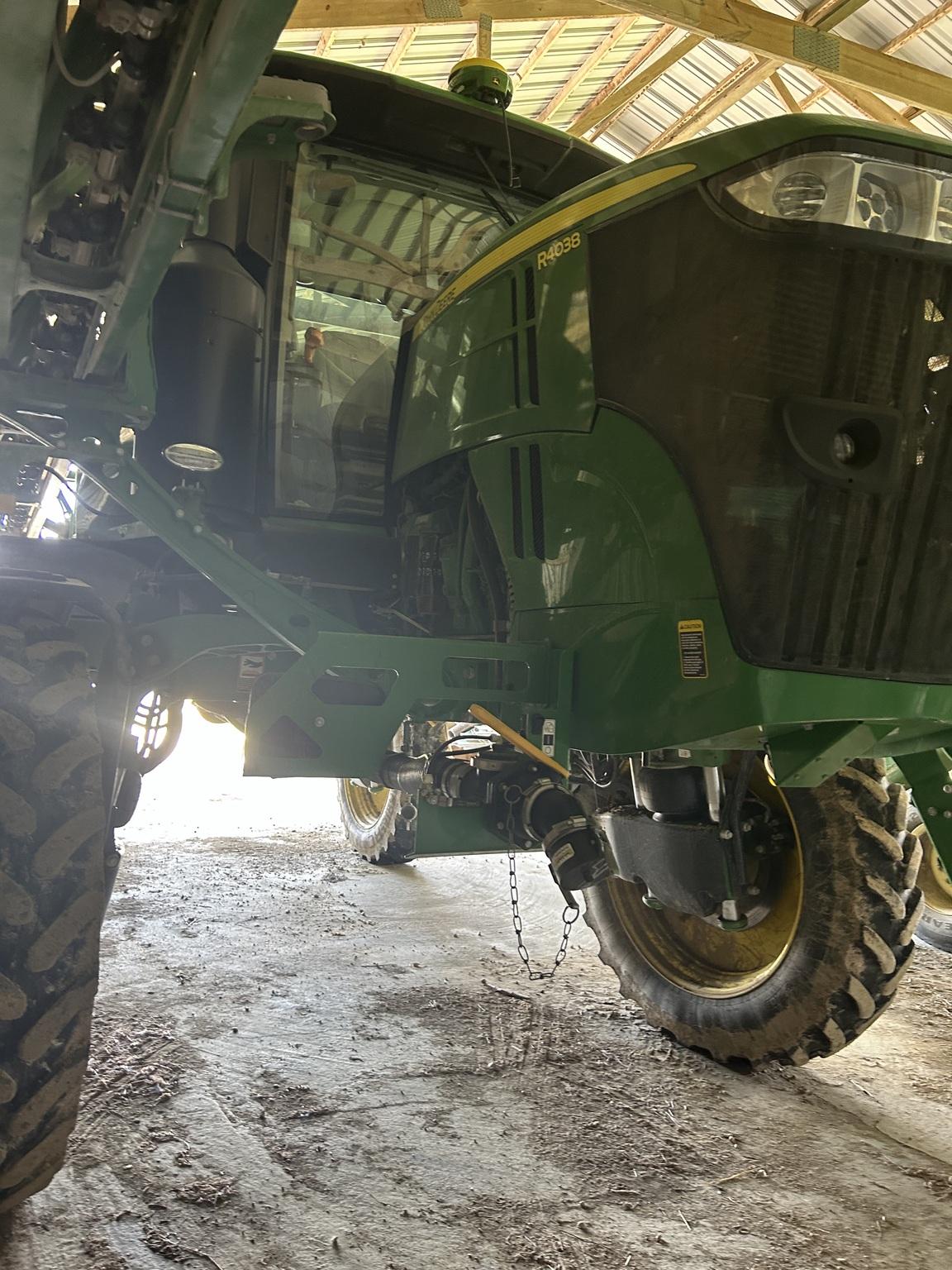 2019 John Deere R4038