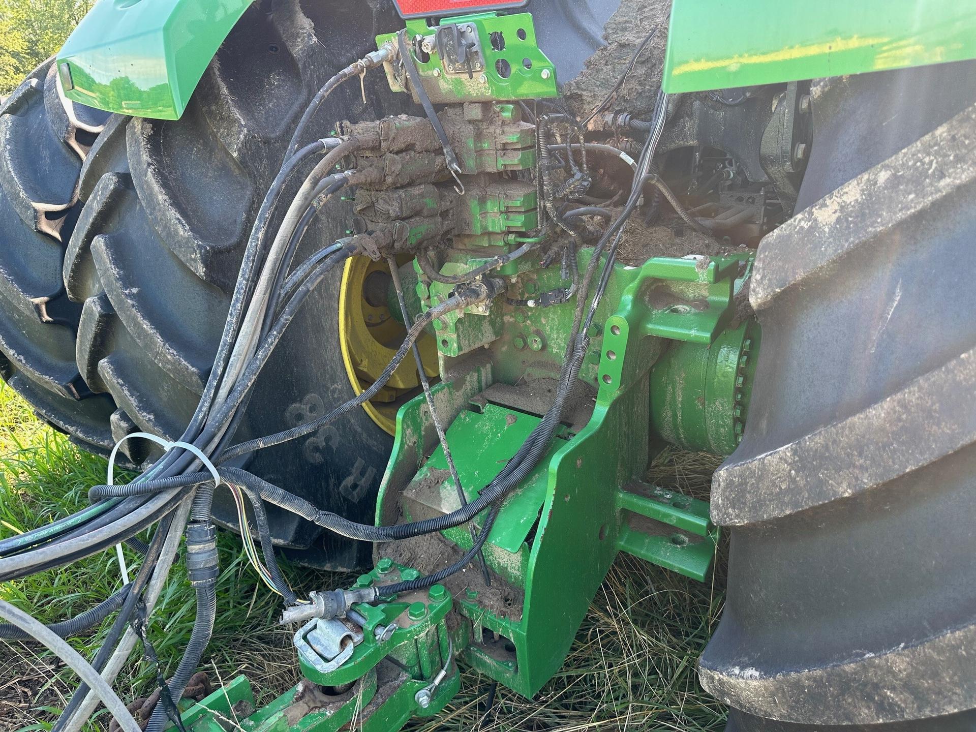 2018 John Deere 9520R