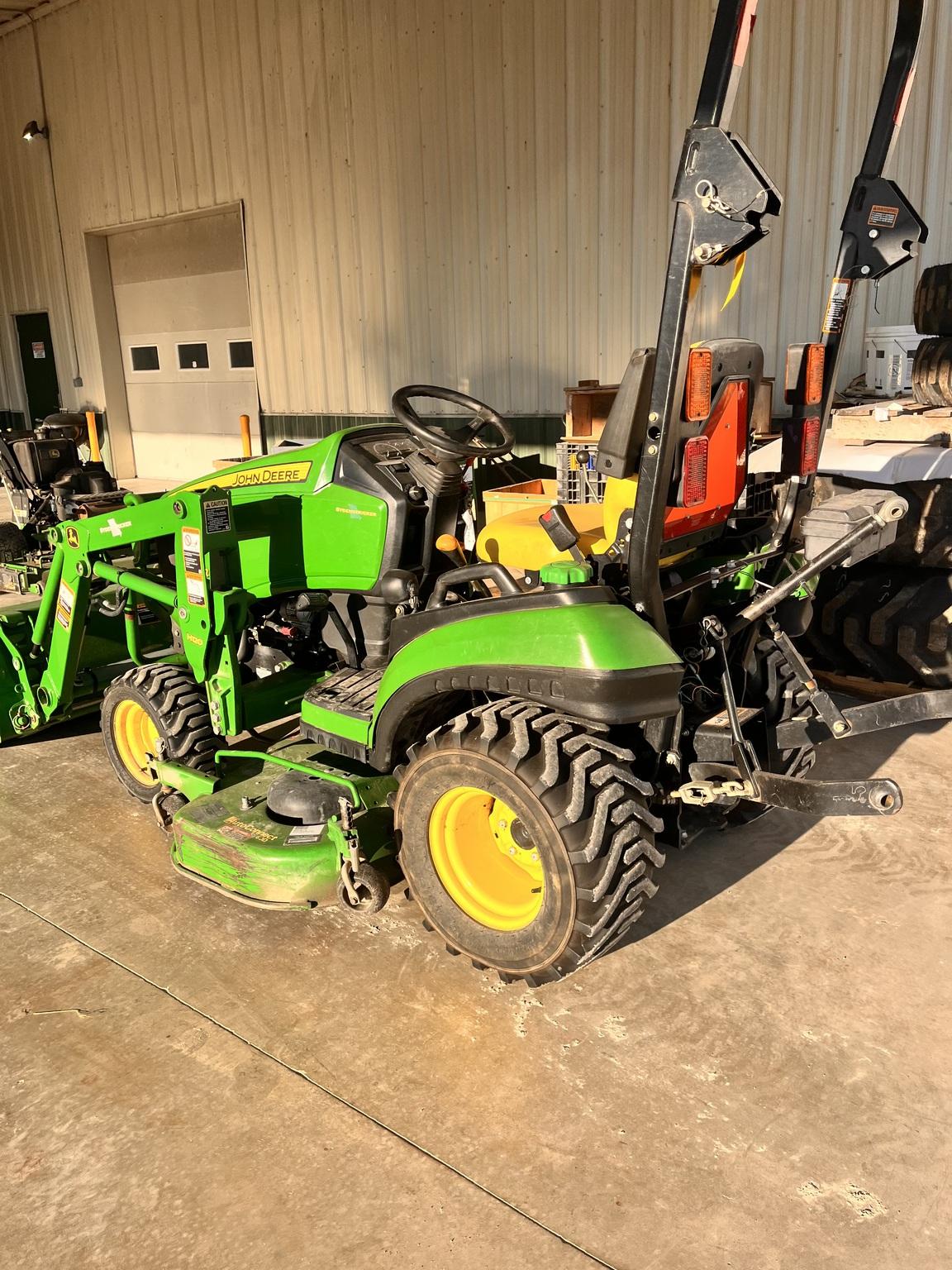 2013 John Deere 1025R