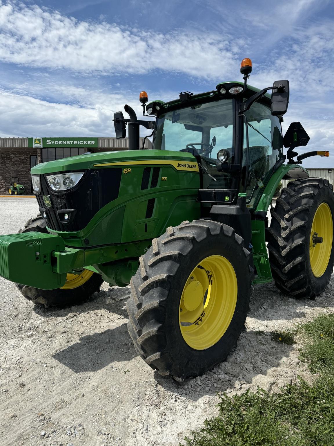 2023 John Deere 6R 155