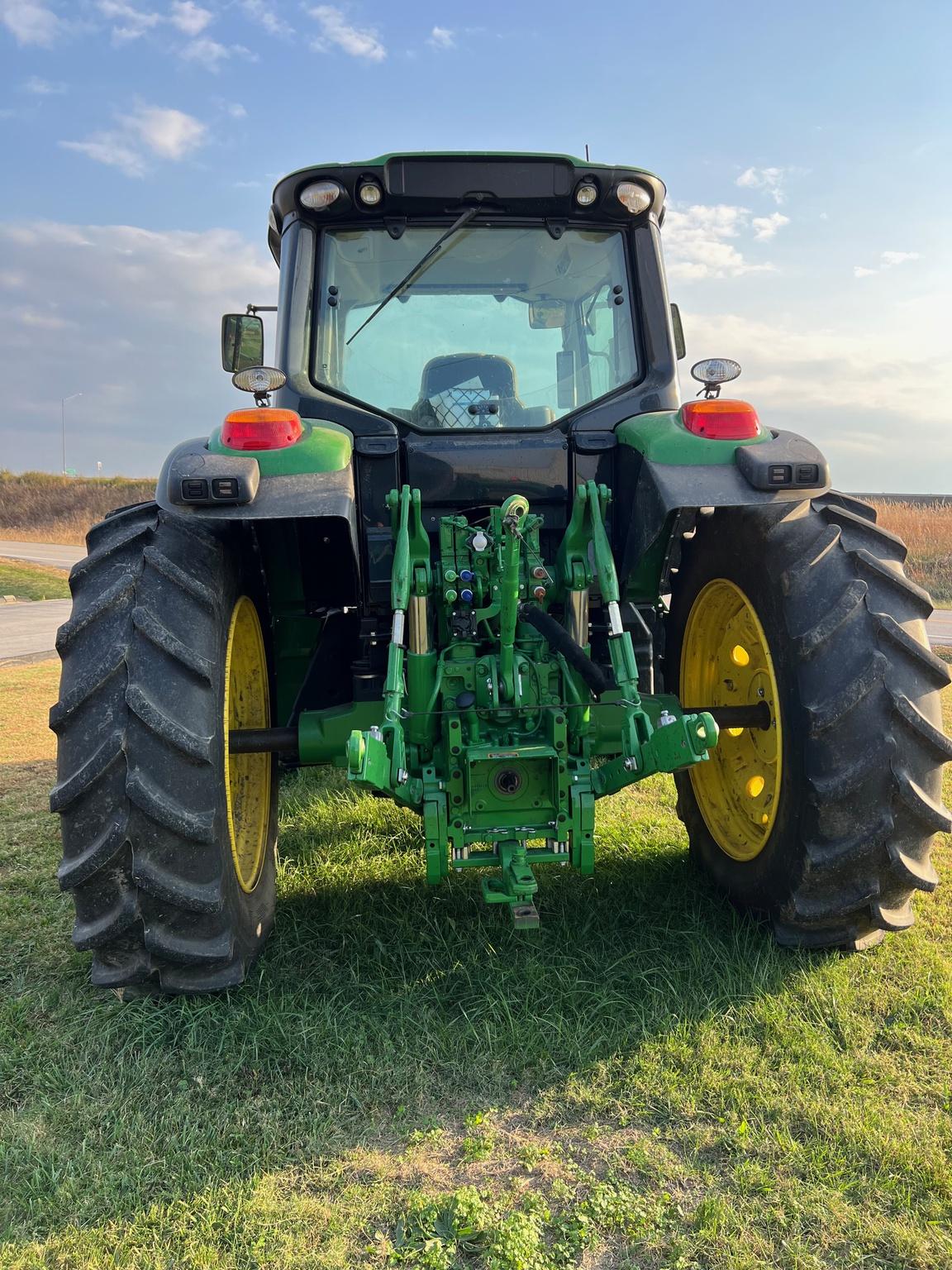 2023 John Deere 6155M