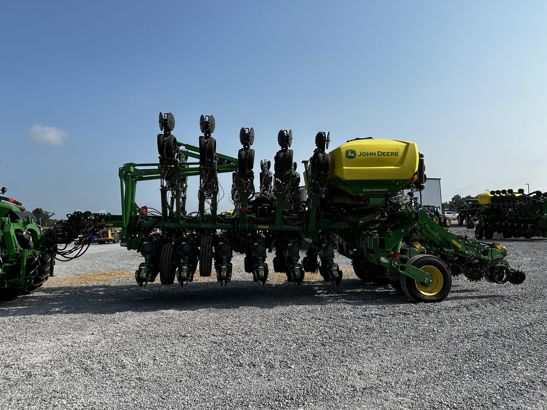 2024 John Deere 1795