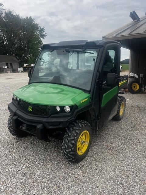 2023 John Deere XUV 835M