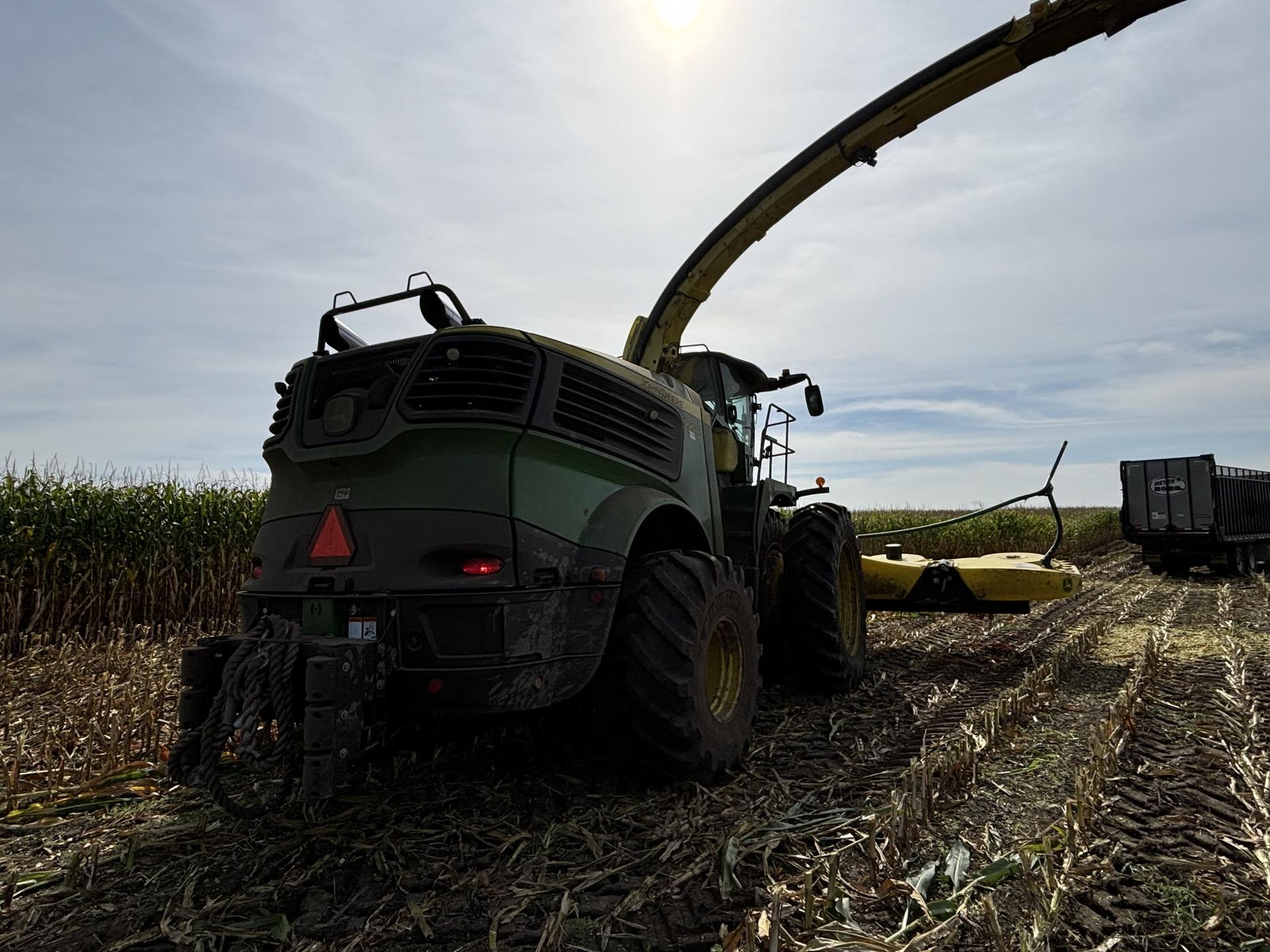 2023 John Deere 9900