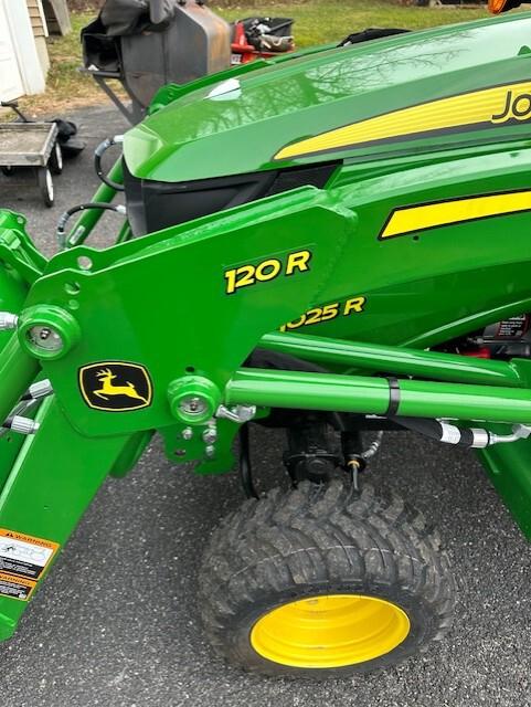 2024 John Deere 1025R Image