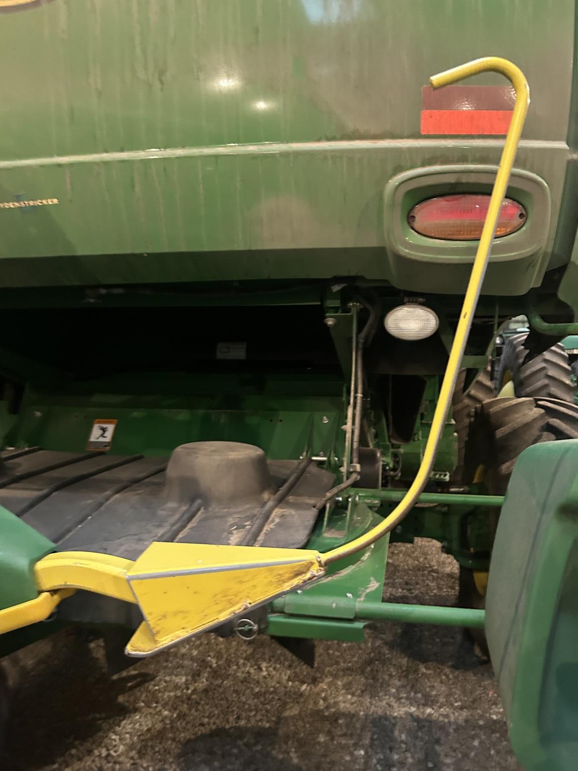 2014 John Deere 635FD Image