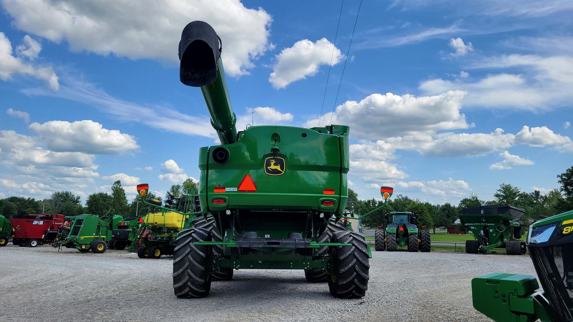 2022 John Deere S790