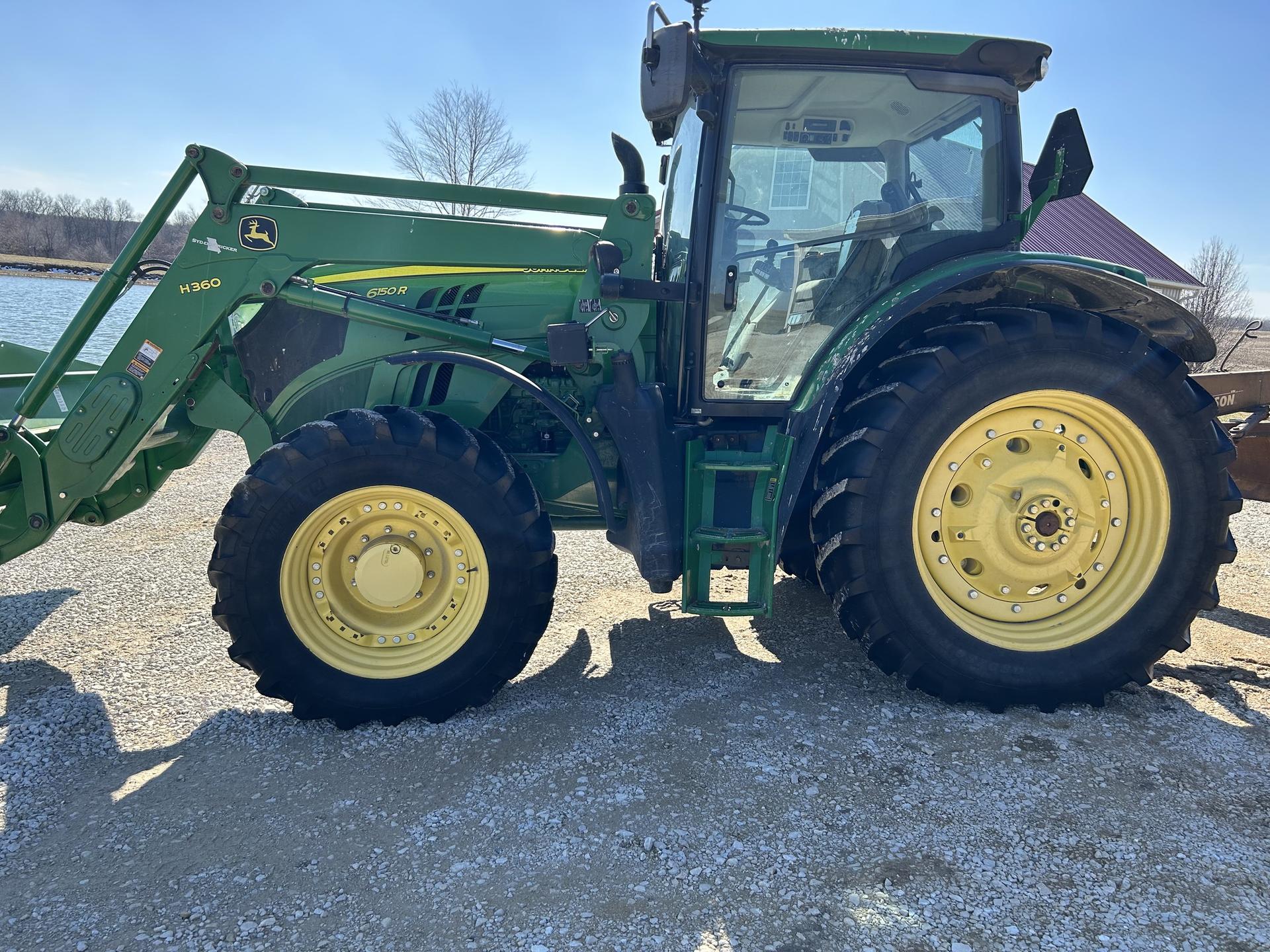 2013 John Deere 6150R