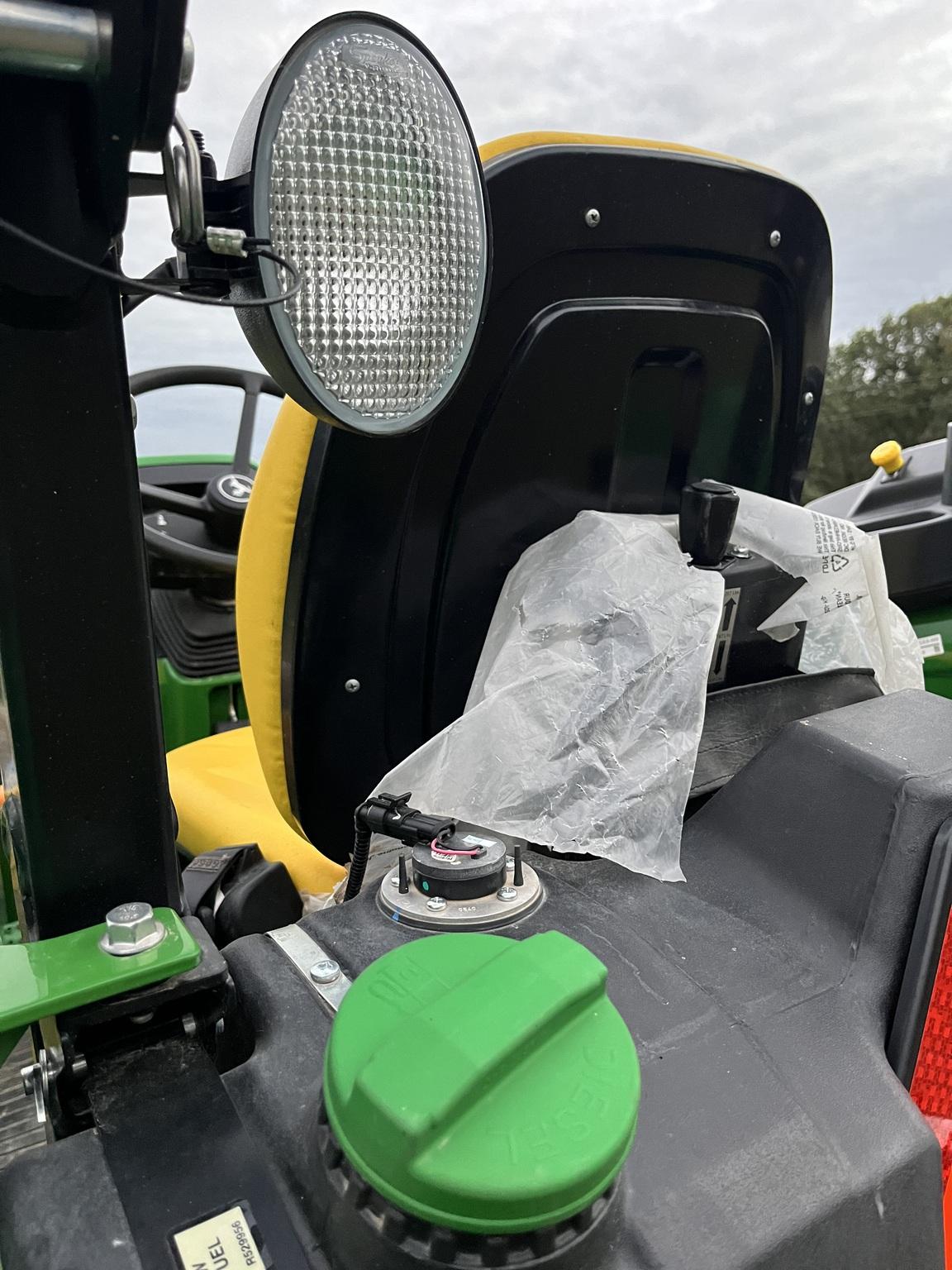 2020 John Deere 5055E