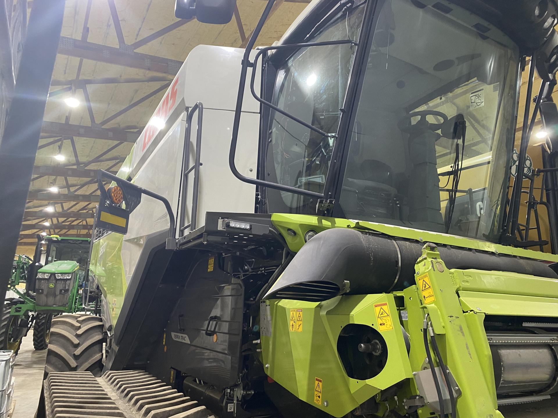 2020 Claas LEXION 8600TT