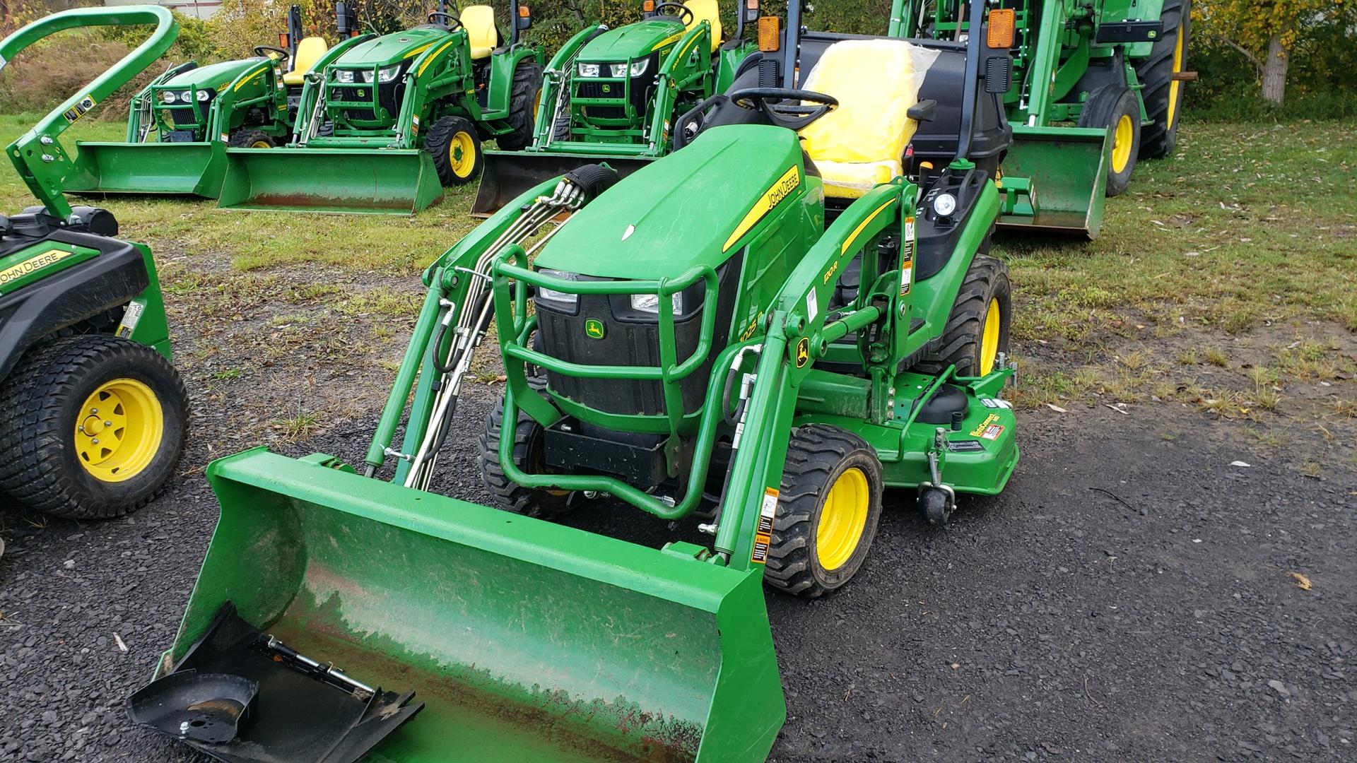 2019 John Deere 1025R