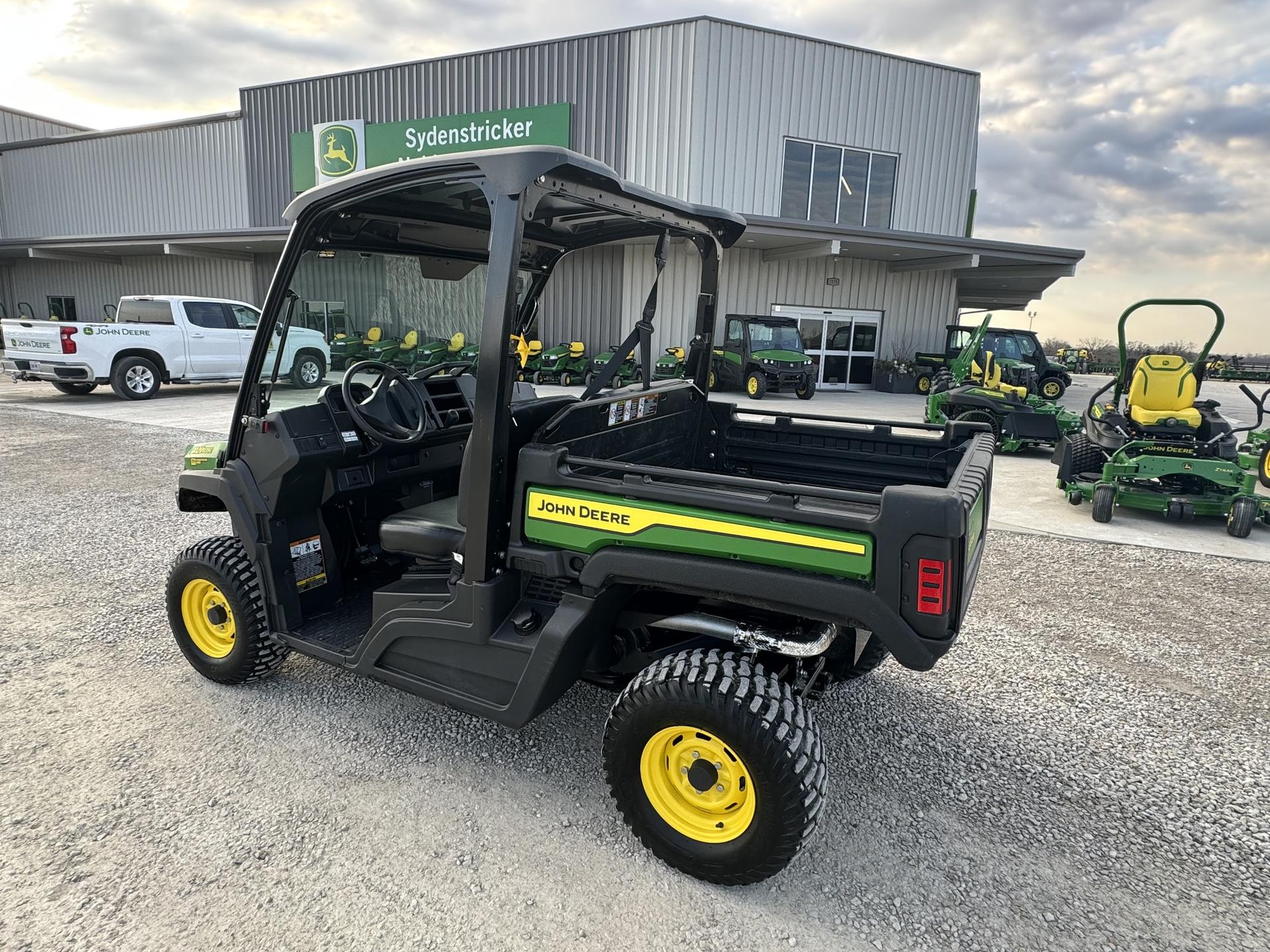 2023 John Deere XUV 835E