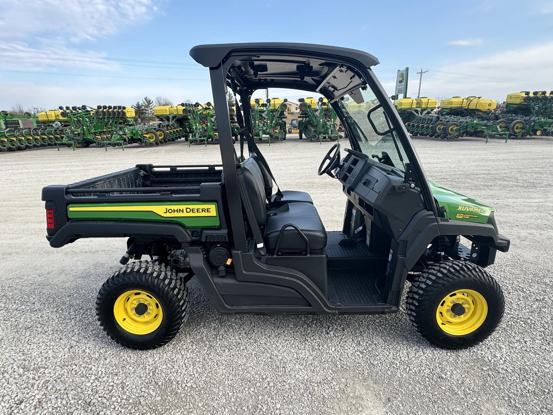 2023 John Deere XUV 835E