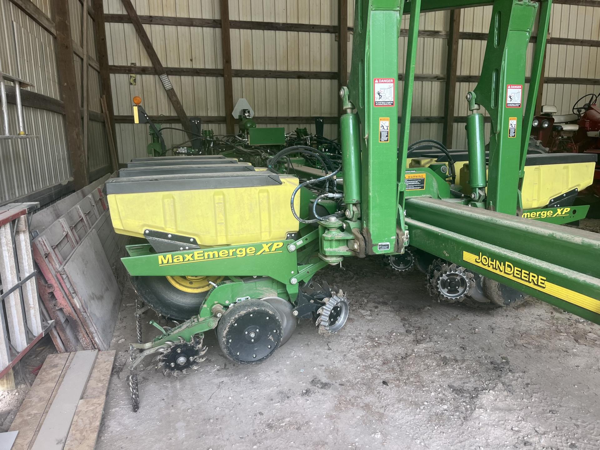 2013 John Deere 1770NT