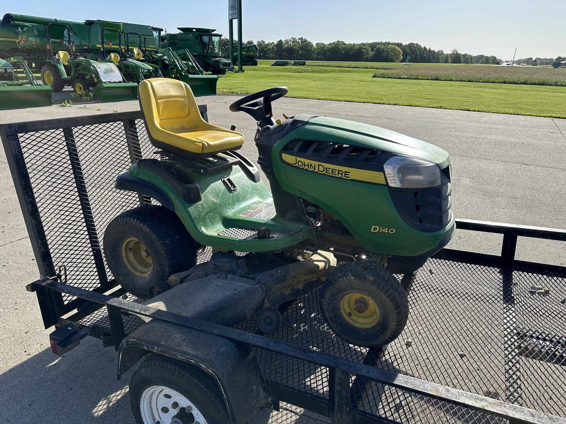 2014 John Deere D140