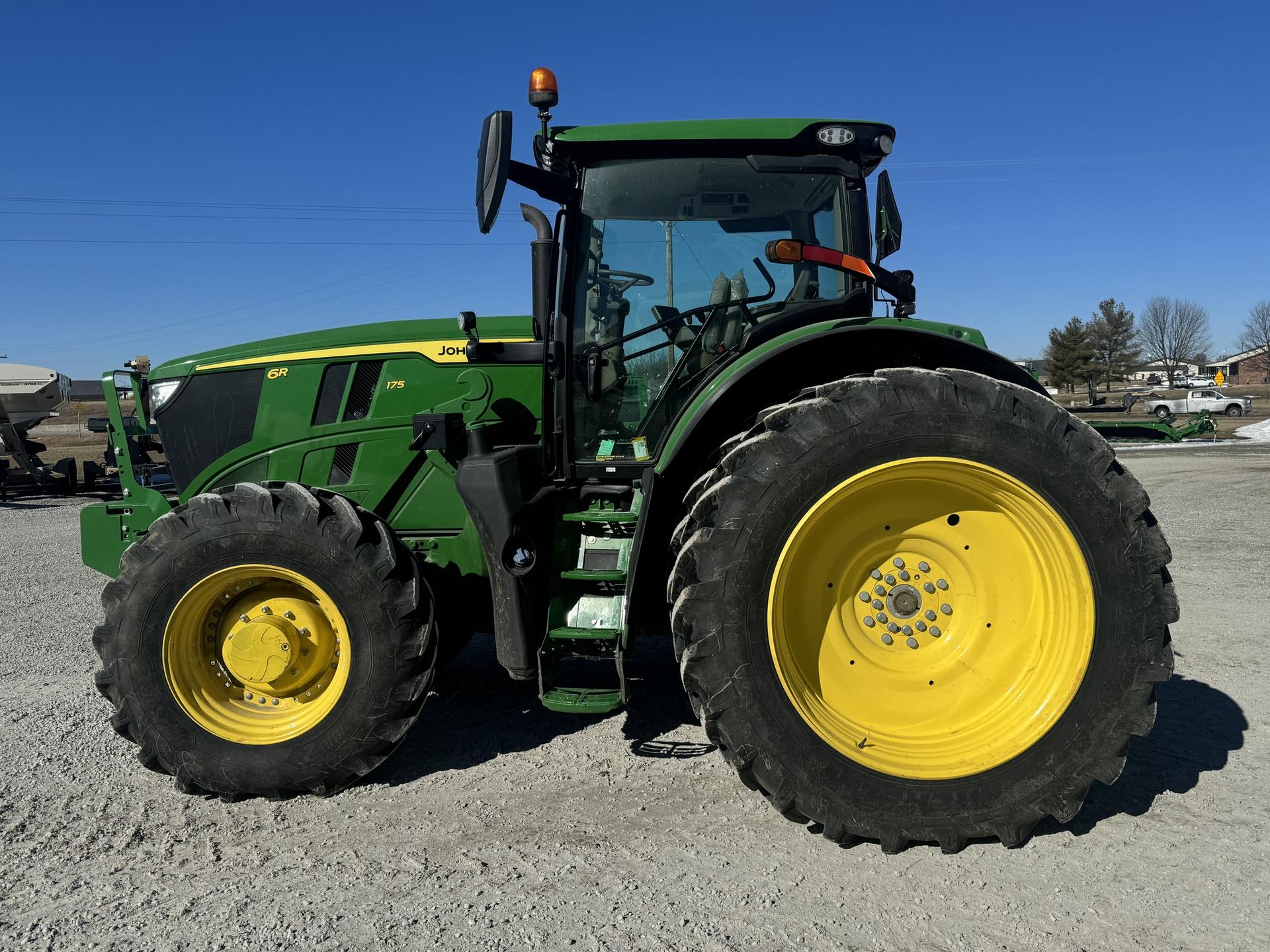 2023 John Deere 6R 175 Image