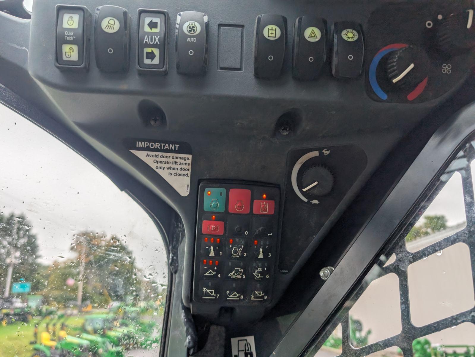 2019 John Deere 333G