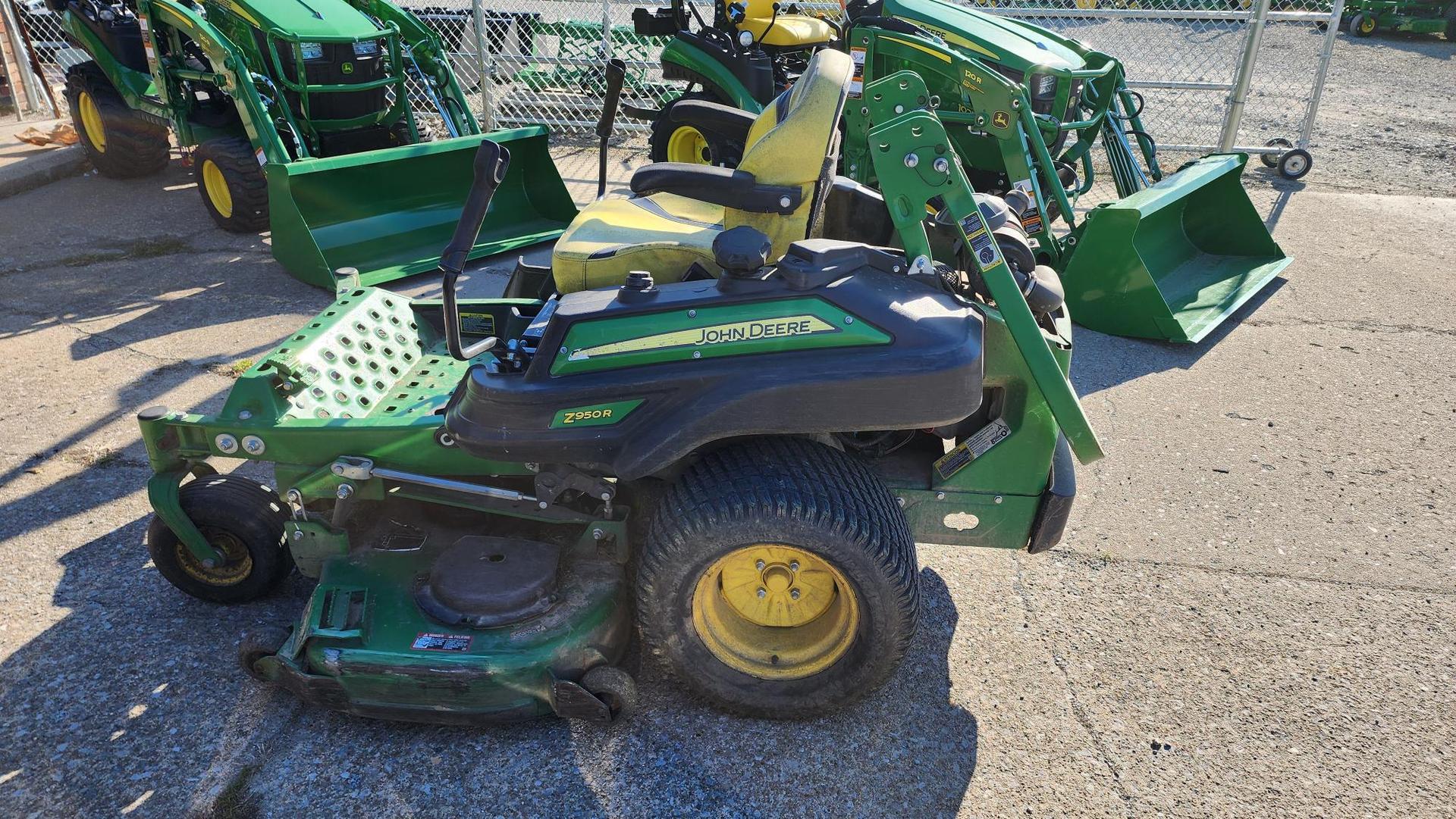 2019 John Deere Z950R