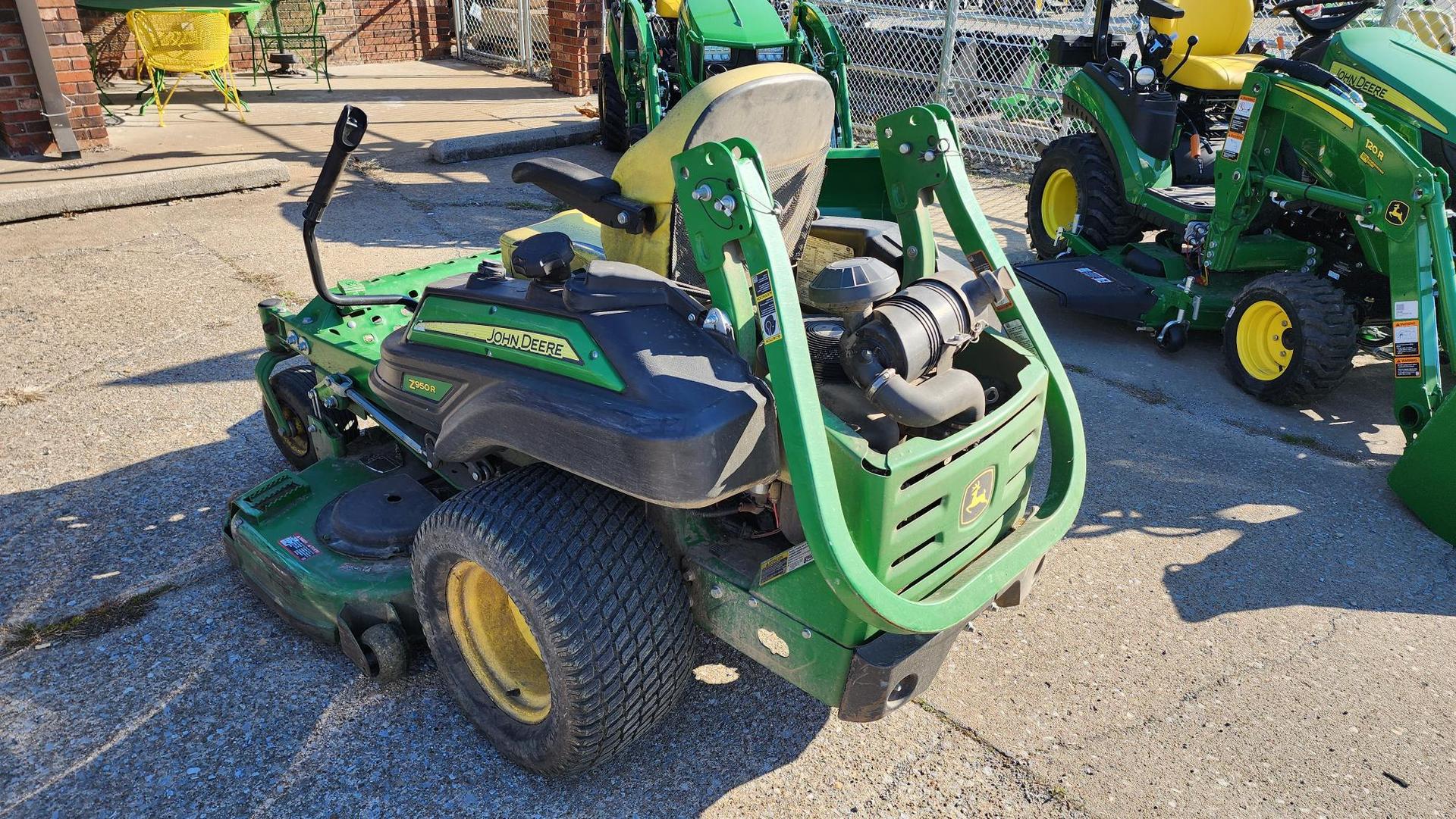 2019 John Deere Z950R