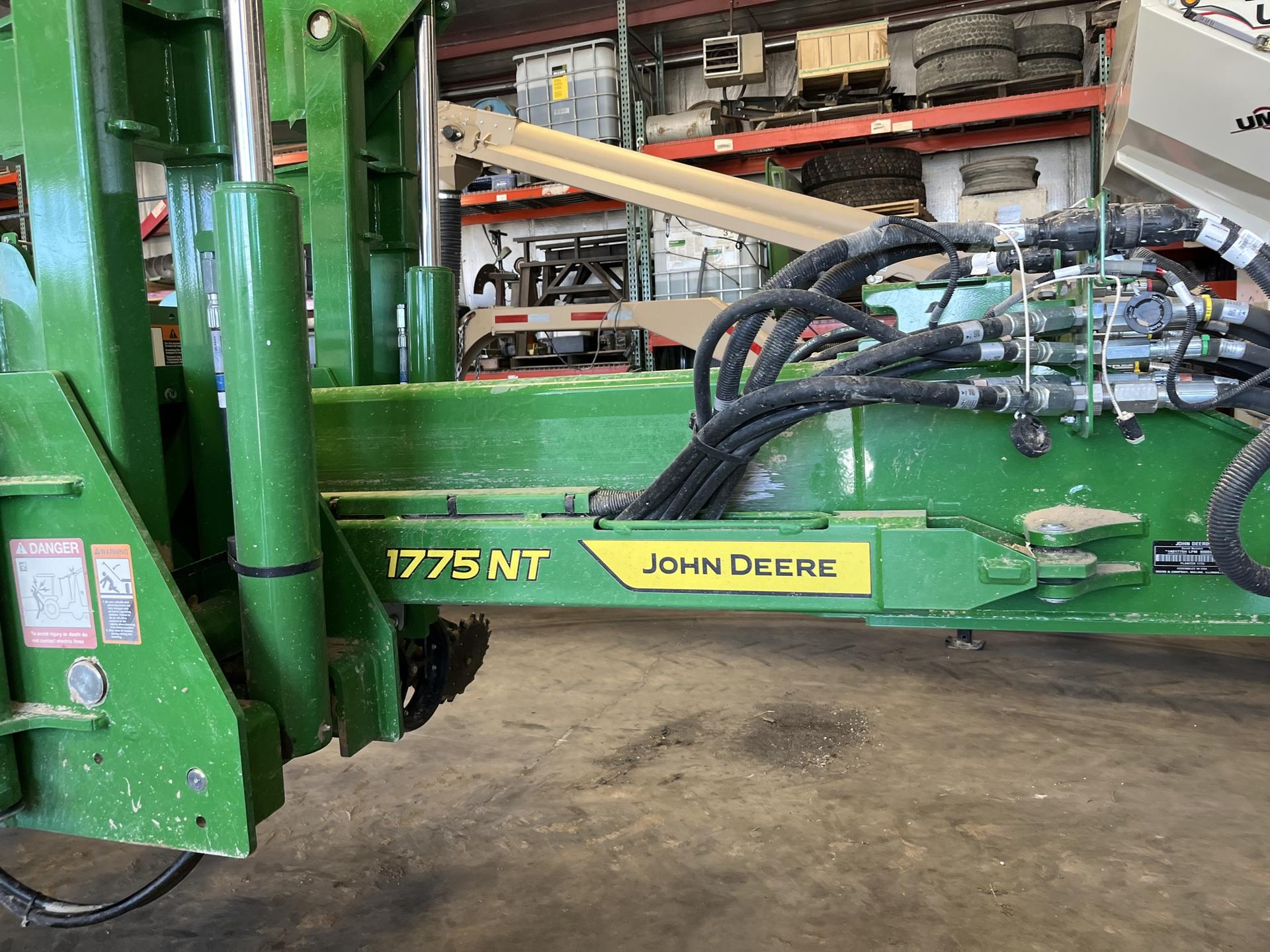 2023 John Deere 1775NT