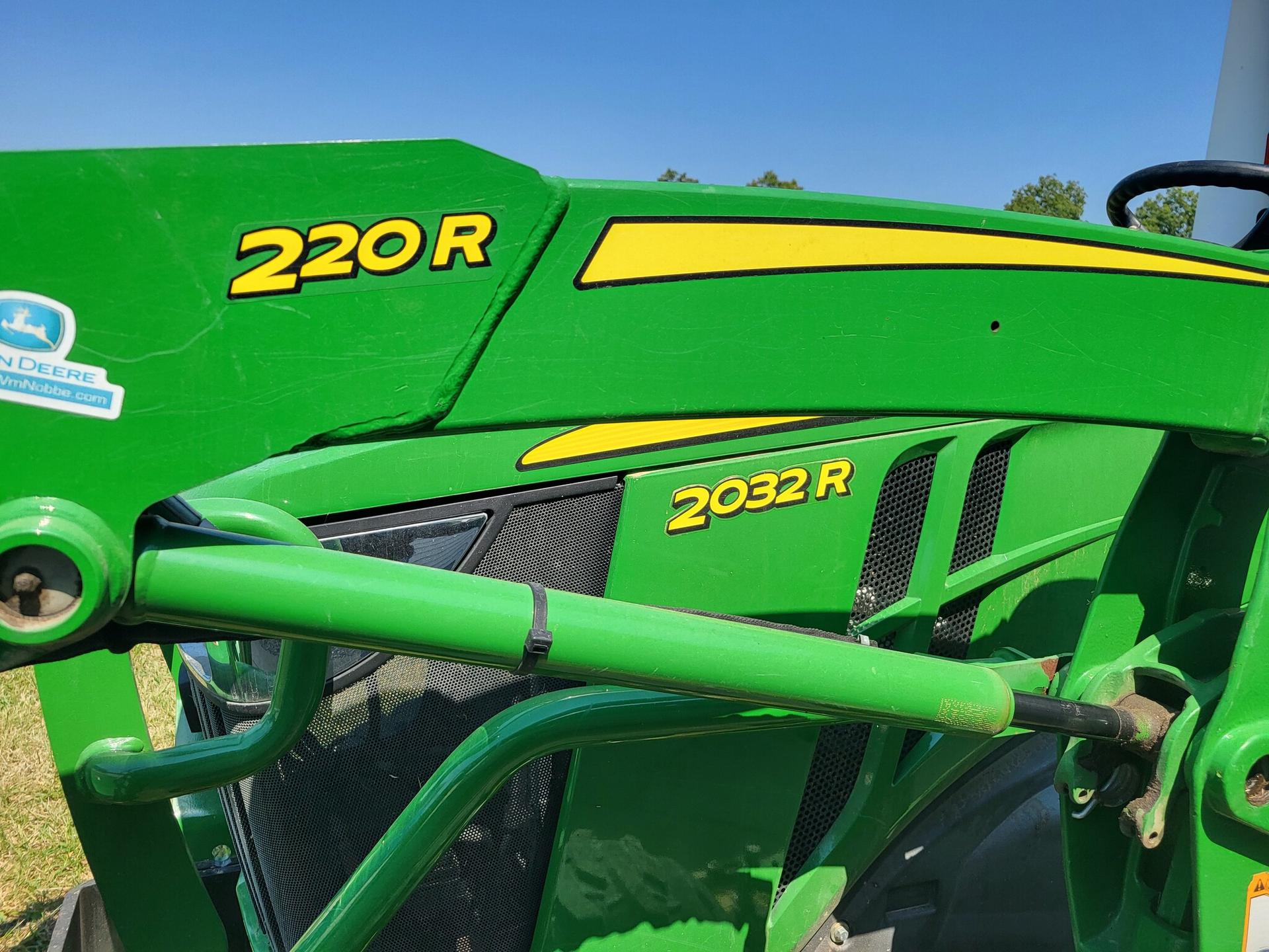 2017 John Deere 2032R