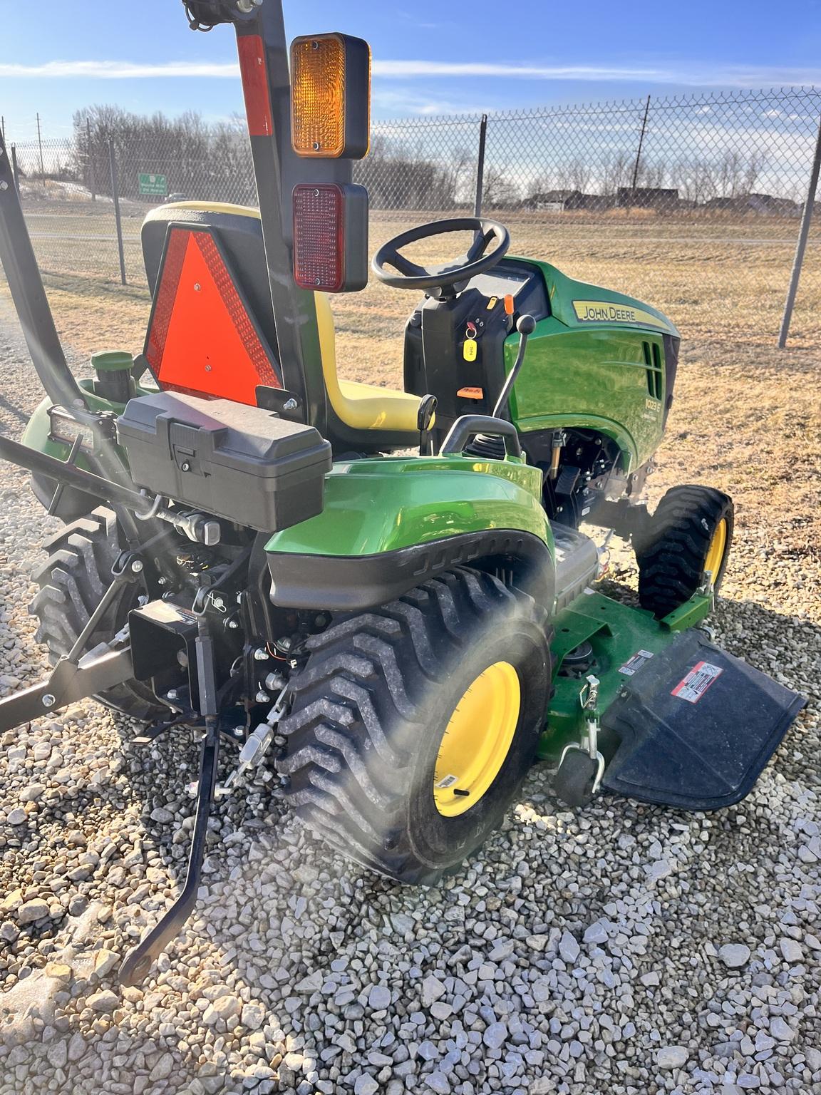 2019 John Deere 1023E Image