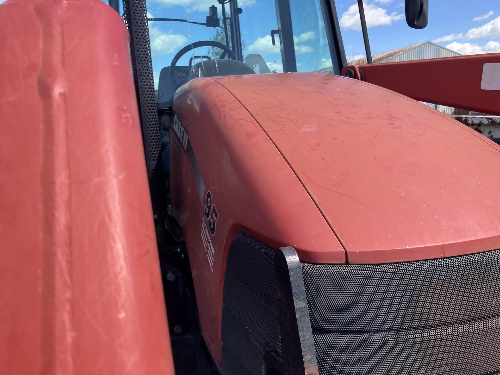 2010 Case IH Farmall 95