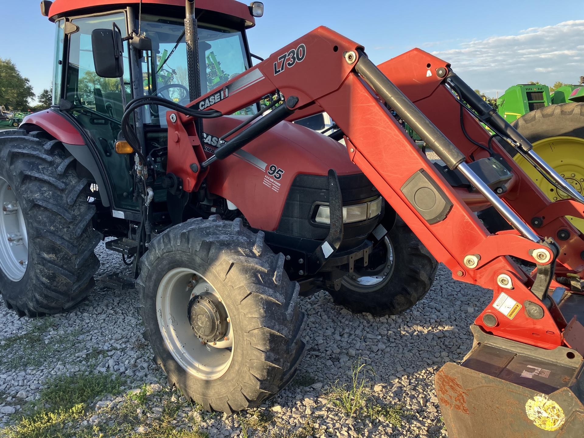 2010 Case IH Farmall 95